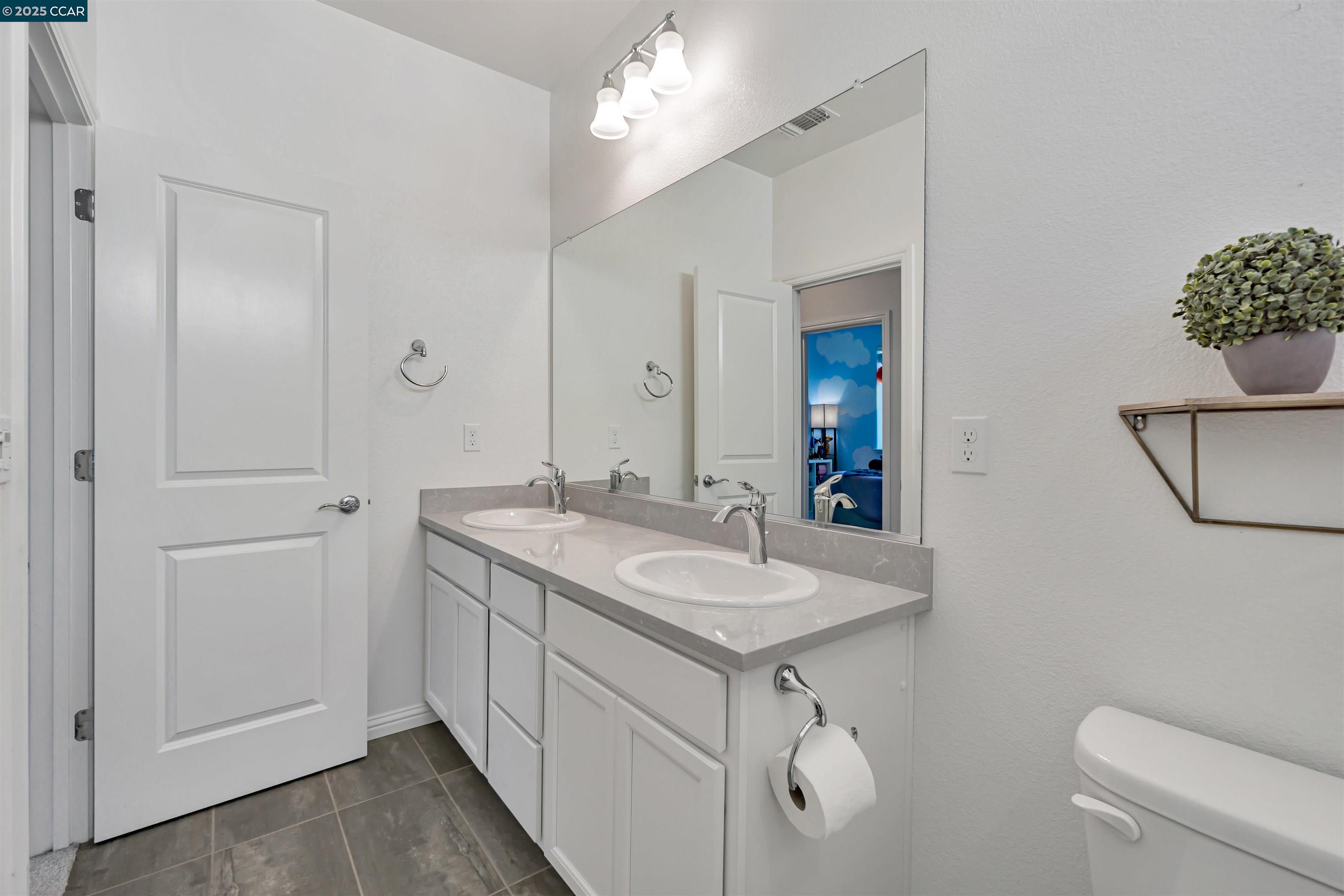 Detail Gallery Image 29 of 39 For 158 Wooley Creek Way, Brentwood,  CA 94513 - 4 Beds | 2/1 Baths