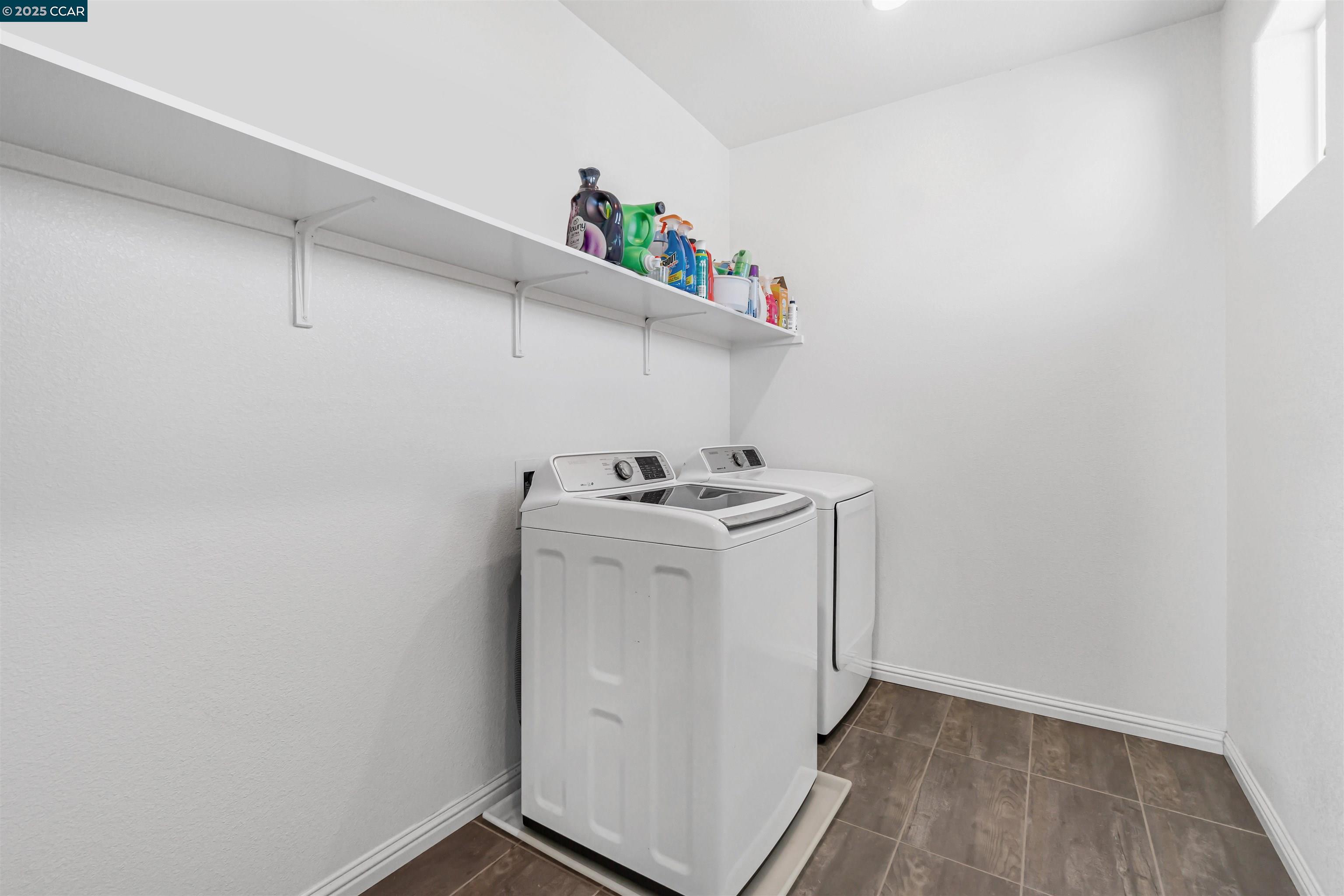 Detail Gallery Image 32 of 39 For 158 Wooley Creek Way, Brentwood,  CA 94513 - 4 Beds | 2/1 Baths