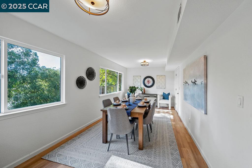 Front Image Thumbnail for CC41118003