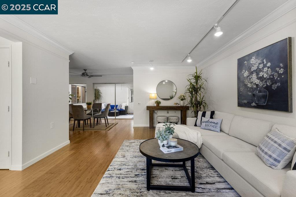 Photo #7: 41118004 Listing: Photo #7