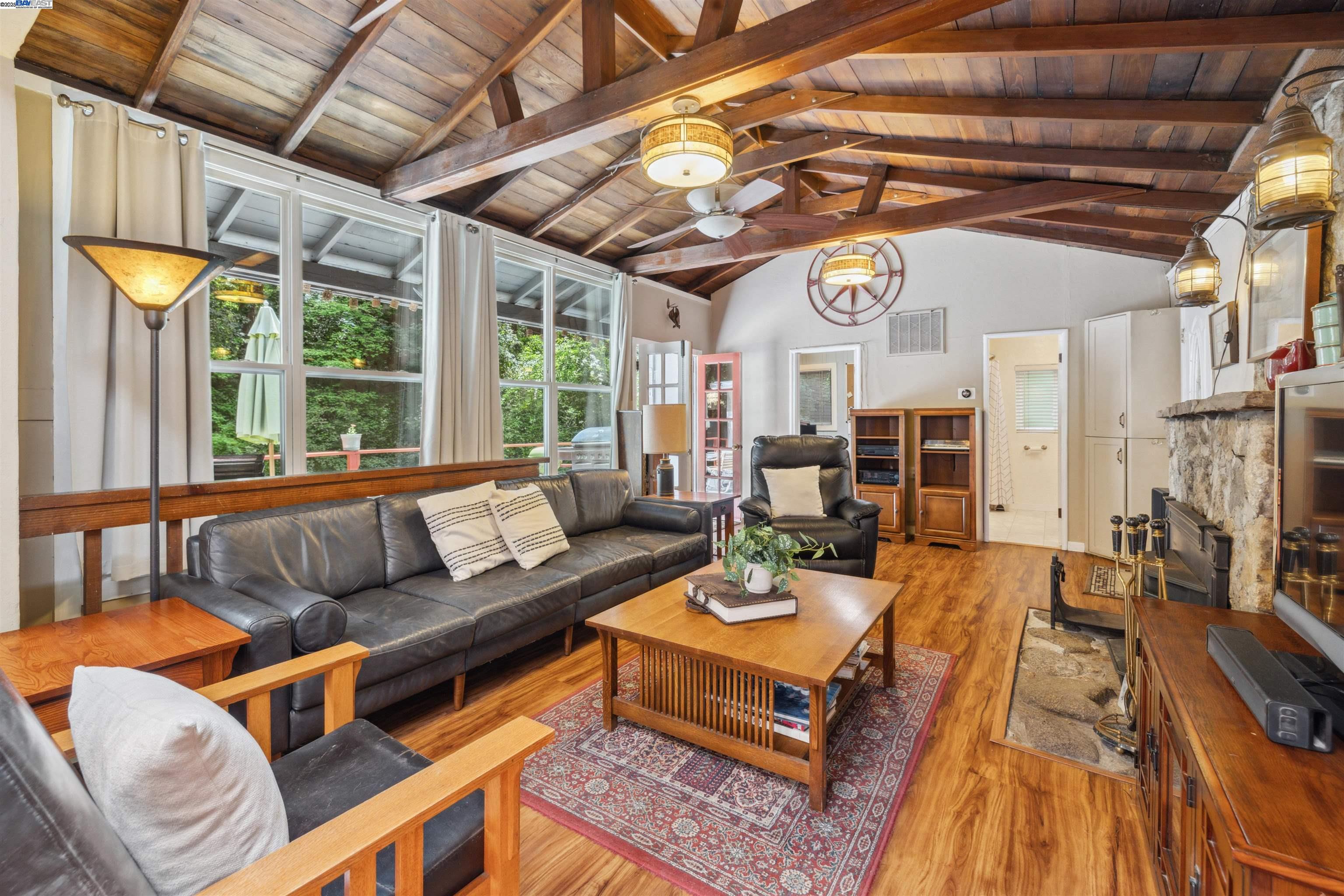 Detail Gallery Image 2 of 33 For 495 Primavera Rd, Boulder Creek,  CA 95006 - 5 Beds | 2 Baths