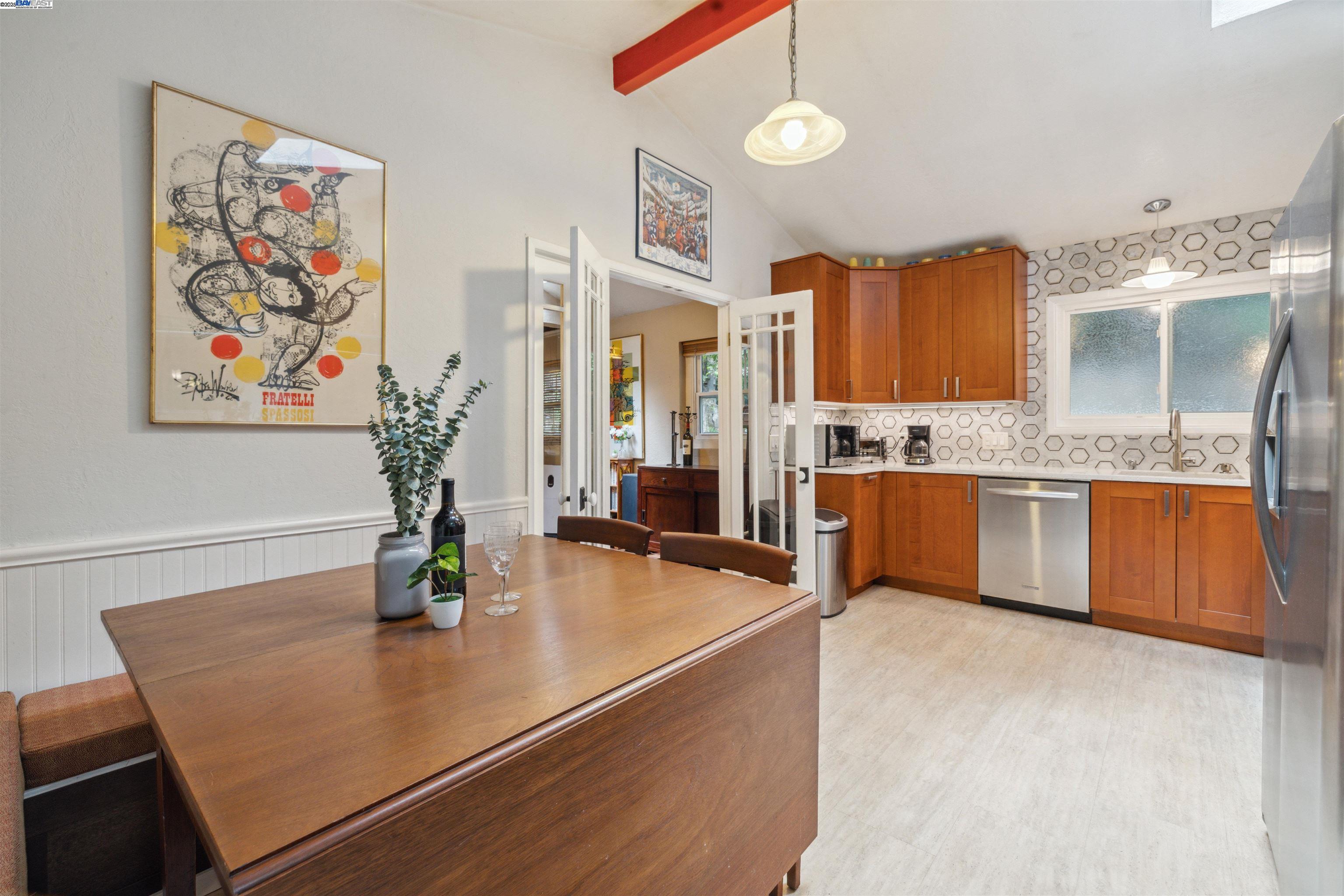 Detail Gallery Image 6 of 33 For 495 Primavera Rd, Boulder Creek,  CA 95006 - 5 Beds | 2 Baths