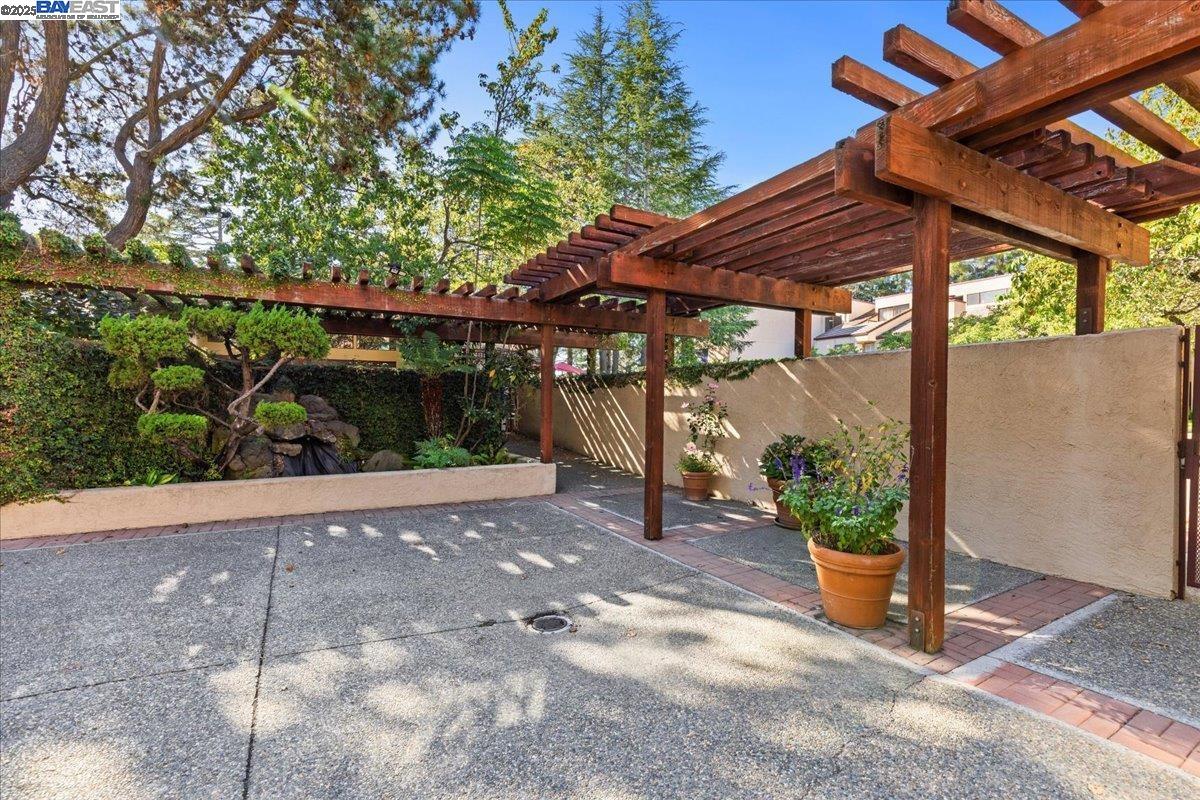 Photo #2: 41118007 Listing: Photo #2