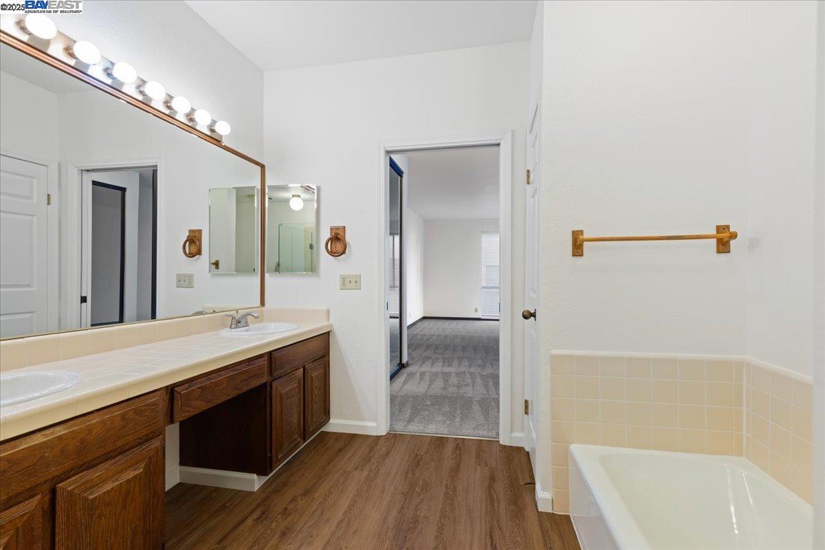 Photo #19: 41118007 Listing: Photo #19