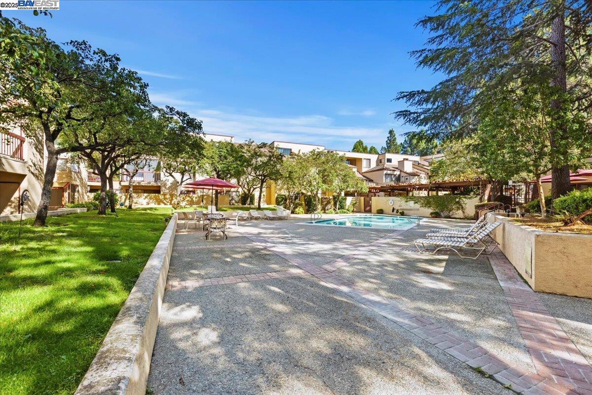 Photo #23: 41118007 Listing: Photo #23