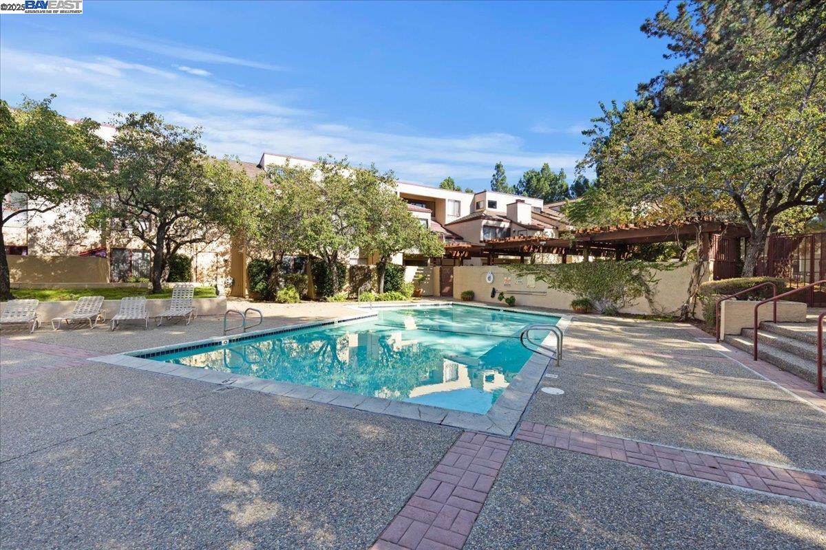 Photo #25: 41118007 Listing: Photo #25