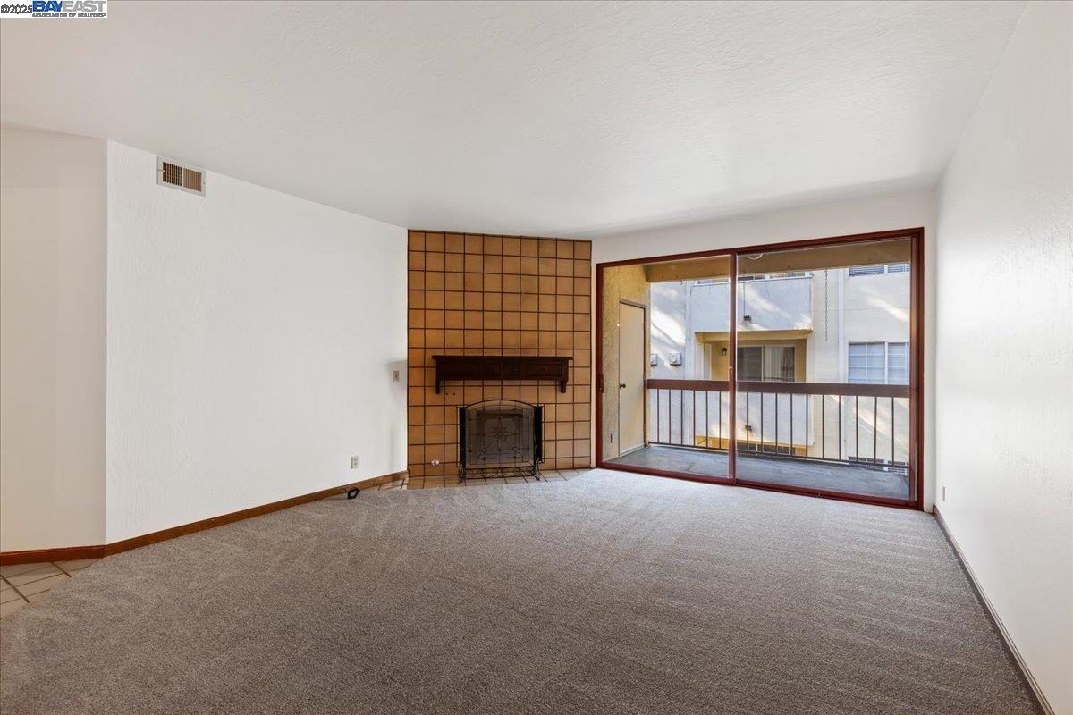 Photo #6: 41118007 Listing: Photo #6