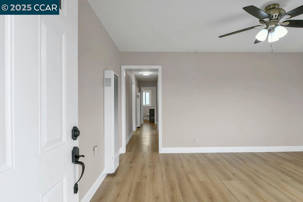 Detail Gallery Image 3 of 23 For 436 S 16th St, Richmond,  CA 94804 - 3 Beds | 2 Baths