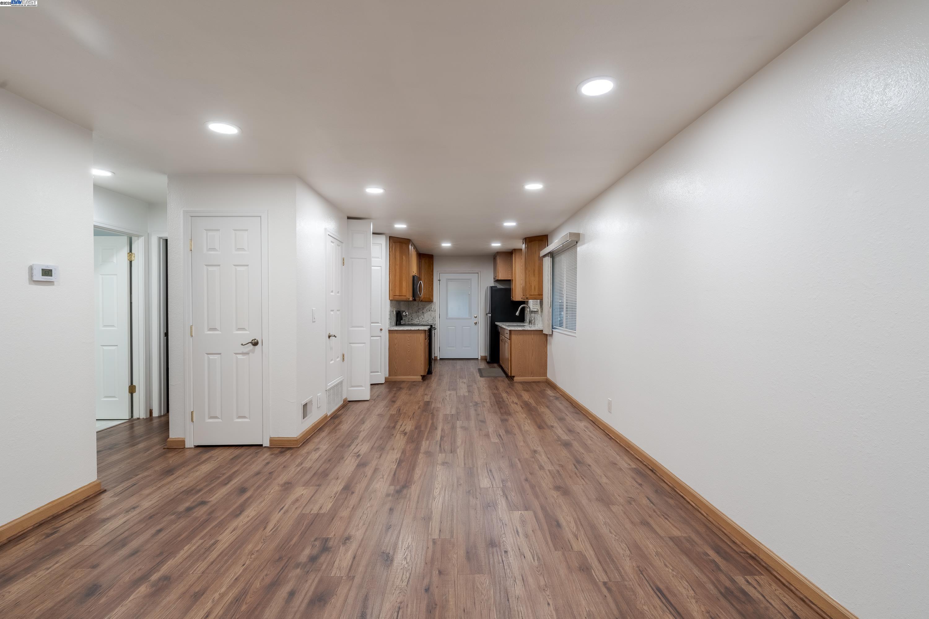 Photo #9: 41118009 Listing: Photo #9