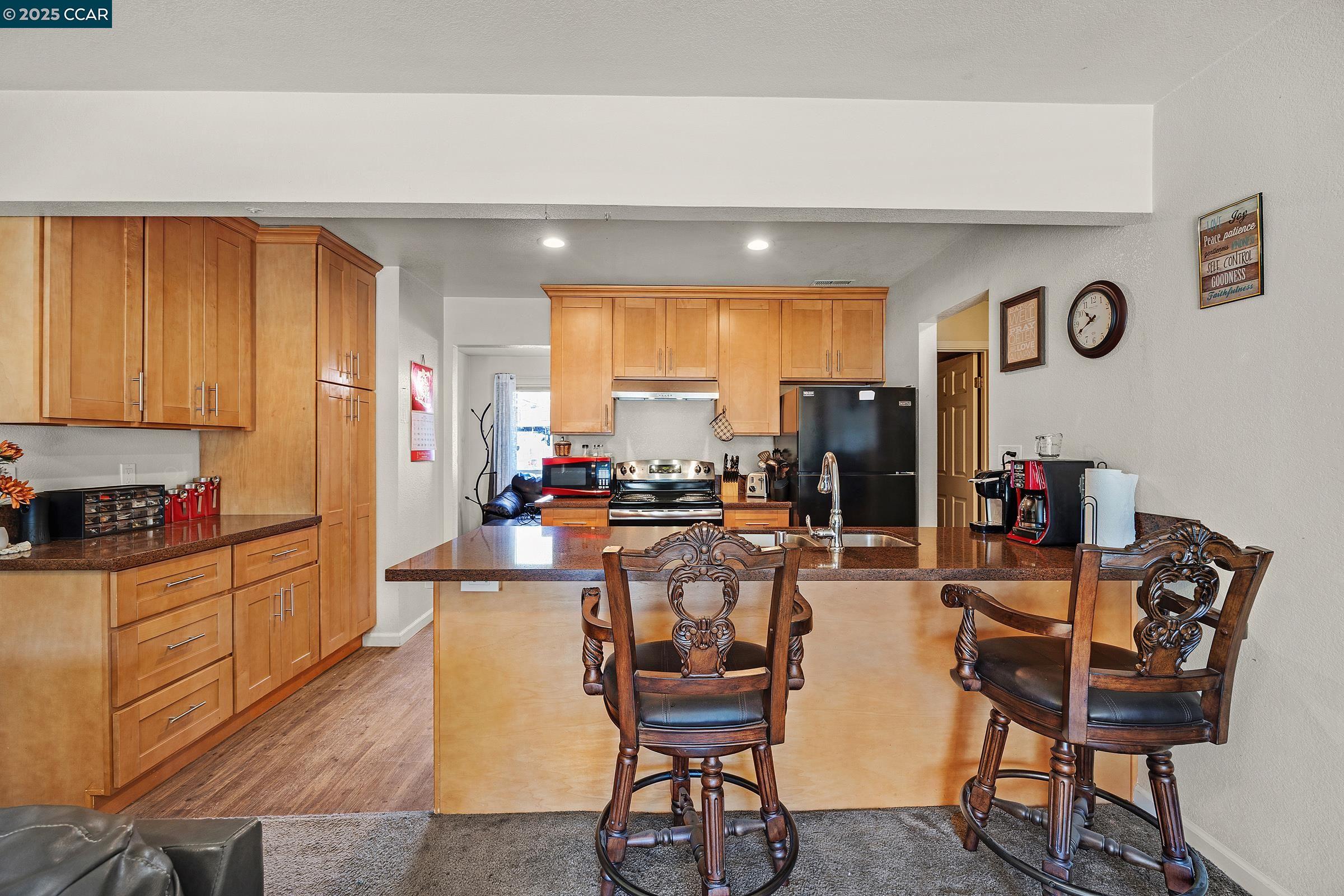 Detail Gallery Image 15 of 35 For 3692 Remuda Way, Pinole,  CA 94564 - 3 Beds | 2 Baths