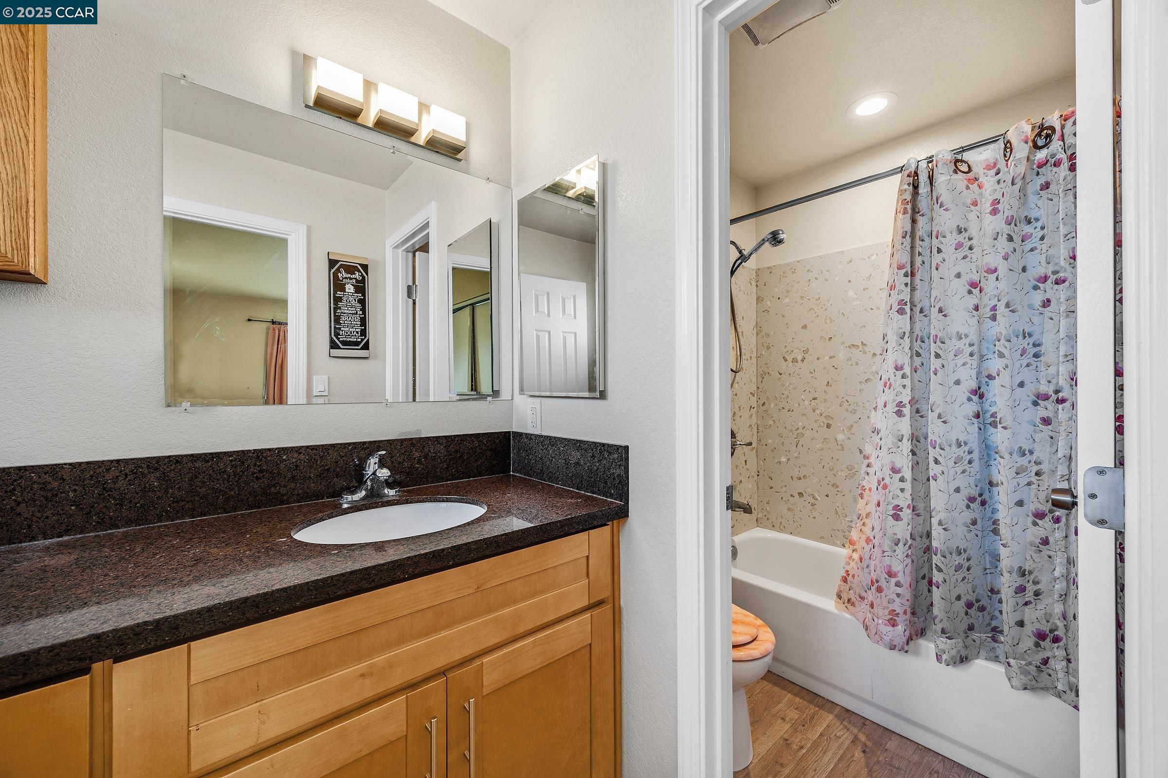 Detail Gallery Image 8 of 35 For 3692 Remuda Way, Pinole,  CA 94564 - 3 Beds | 2 Baths