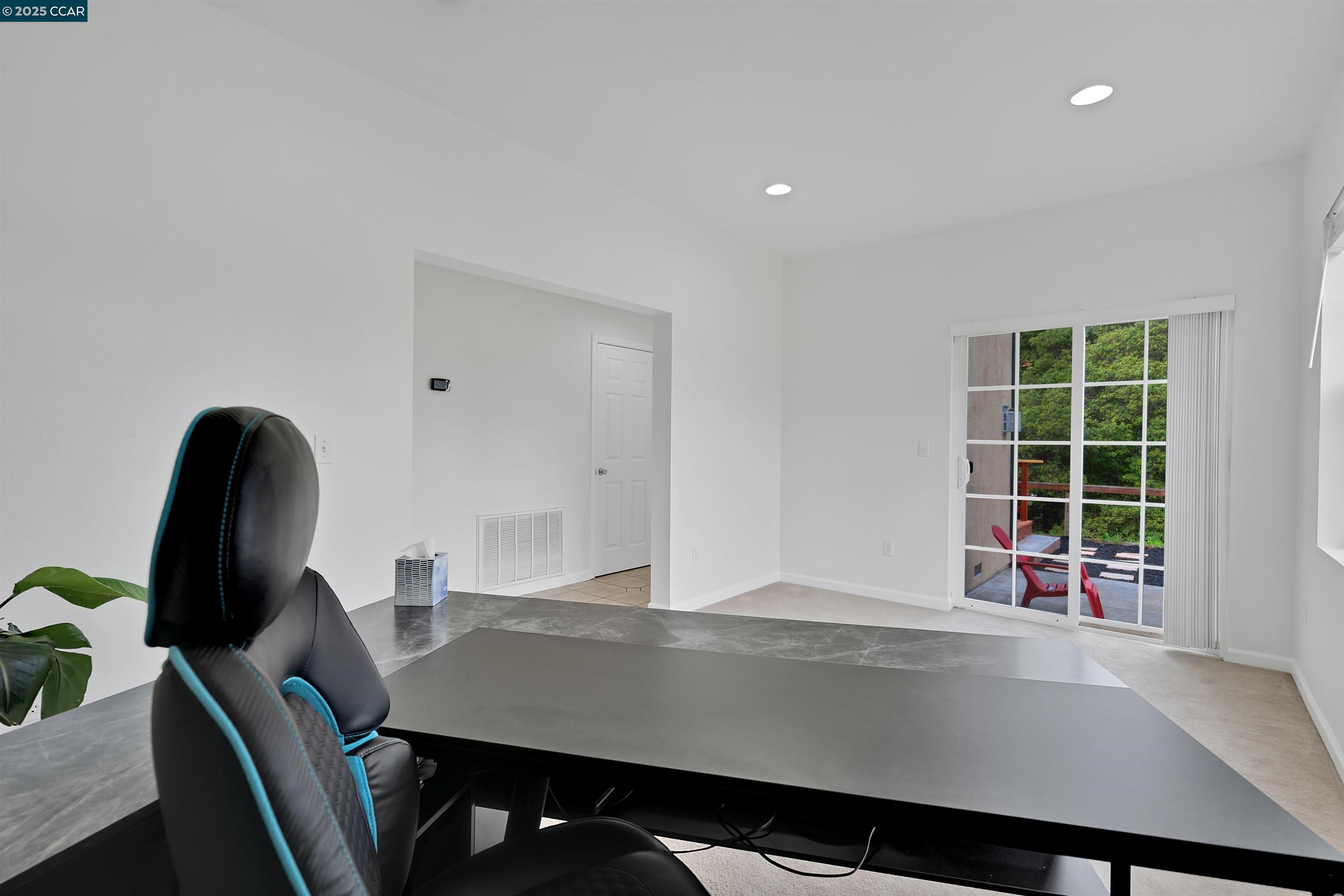 Detail Gallery Image 16 of 26 For 213 N Rancho Place, El Sobrante,  CA 94803 - 3 Beds | 2/1 Baths