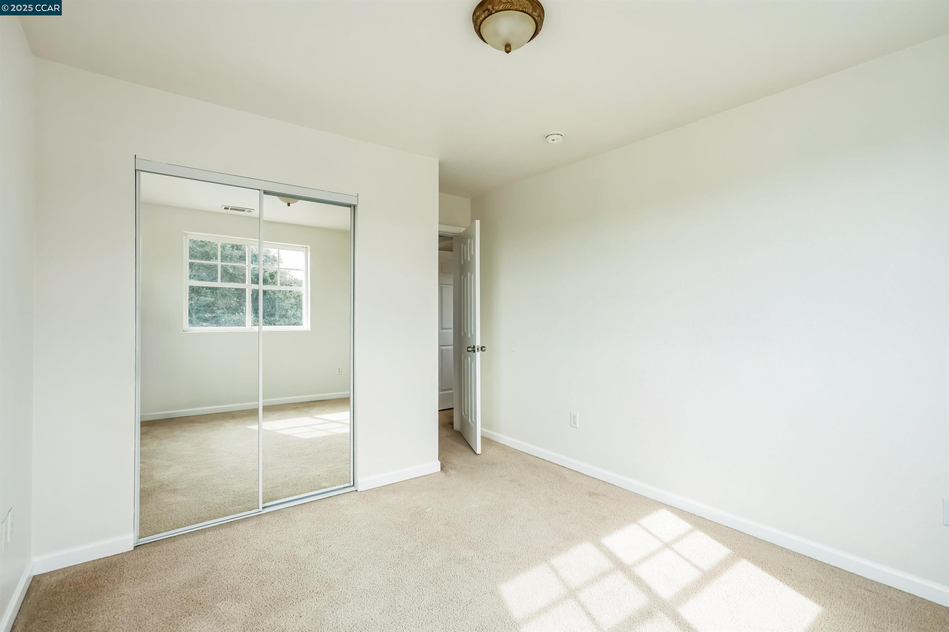 Detail Gallery Image 18 of 26 For 213 N Rancho Place, El Sobrante,  CA 94803 - 3 Beds | 2/1 Baths