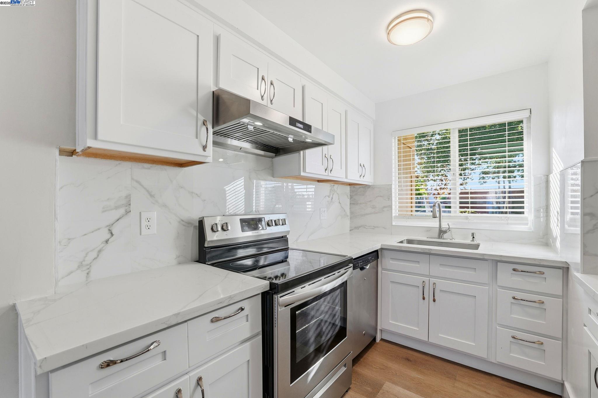 Detail Gallery Image 12 of 34 For 3305 Innerwick Ln, San Jose,  CA 95121 - 2 Beds | 1/1 Baths