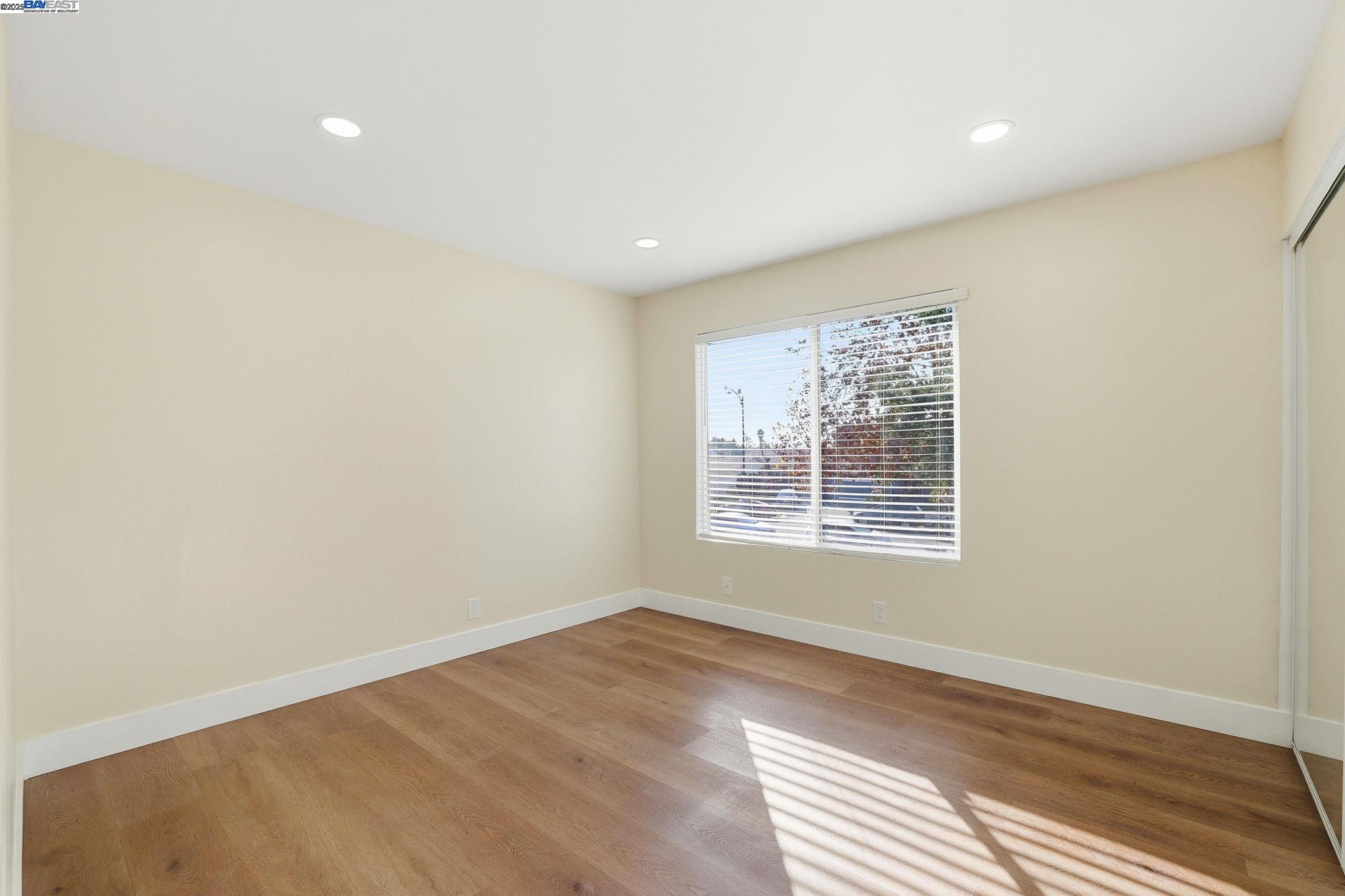 Detail Gallery Image 16 of 34 For 3305 Innerwick Ln, San Jose,  CA 95121 - 2 Beds | 1/1 Baths