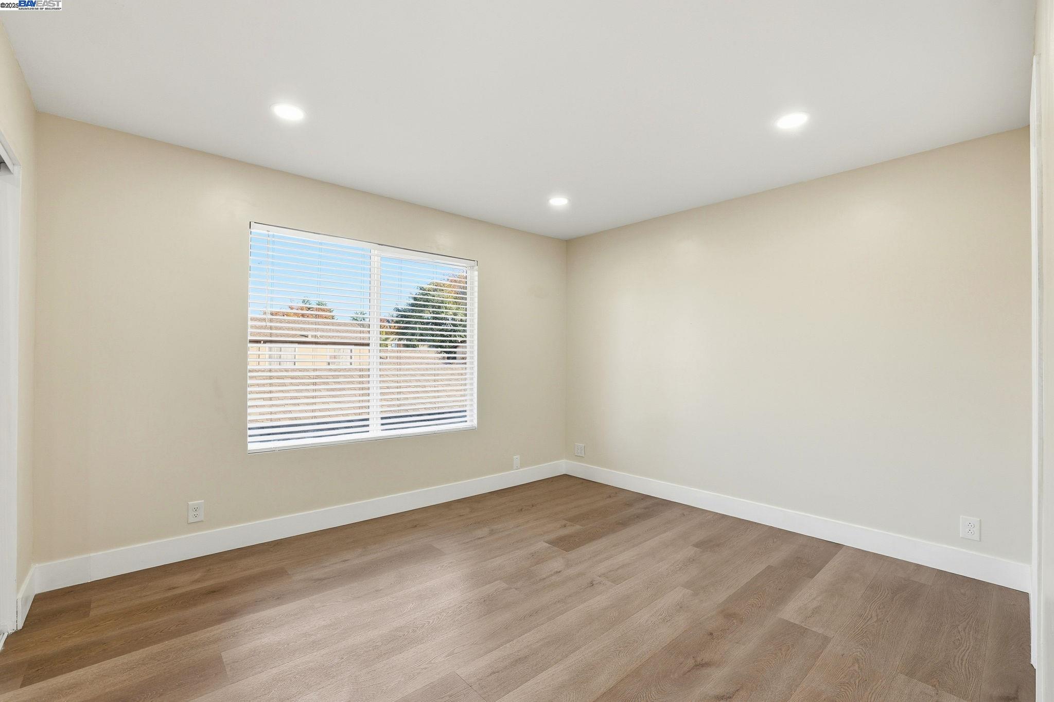 Detail Gallery Image 19 of 34 For 3305 Innerwick Ln, San Jose,  CA 95121 - 2 Beds | 1/1 Baths