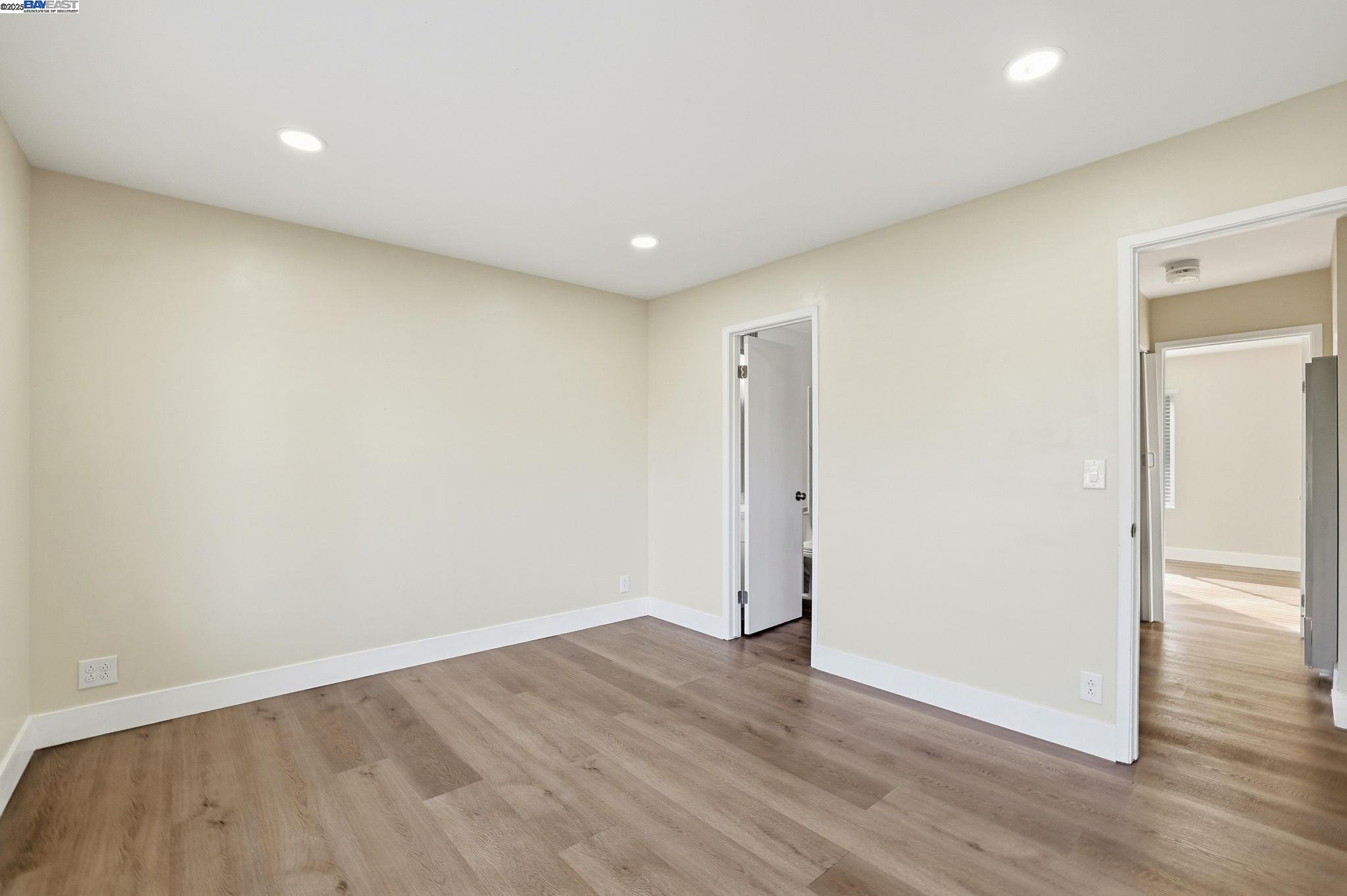 Detail Gallery Image 22 of 34 For 3305 Innerwick Ln, San Jose,  CA 95121 - 2 Beds | 1/1 Baths