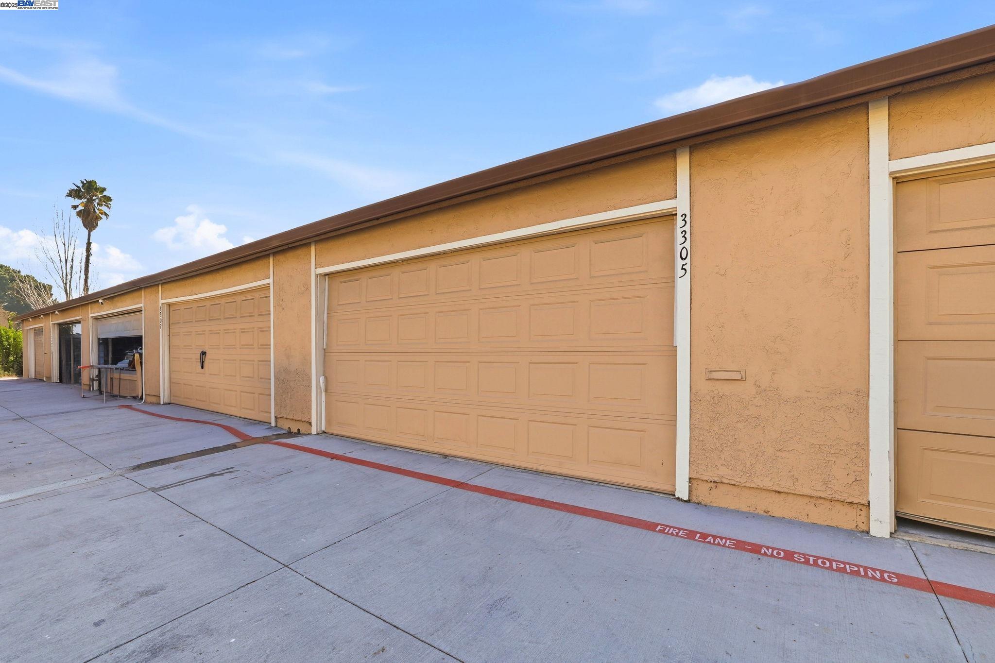 Detail Gallery Image 34 of 34 For 3305 Innerwick Ln, San Jose,  CA 95121 - 2 Beds | 1/1 Baths