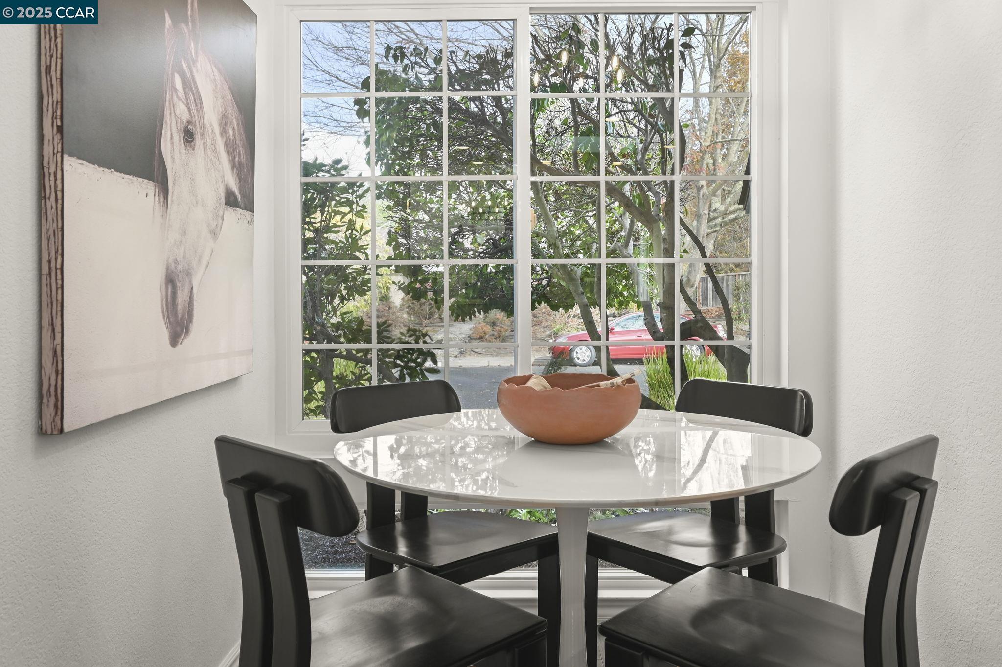 Detail Gallery Image 13 of 45 For 420 Stonefield Pl, Moraga,  CA 94556 - 4 Beds | 3/1 Baths