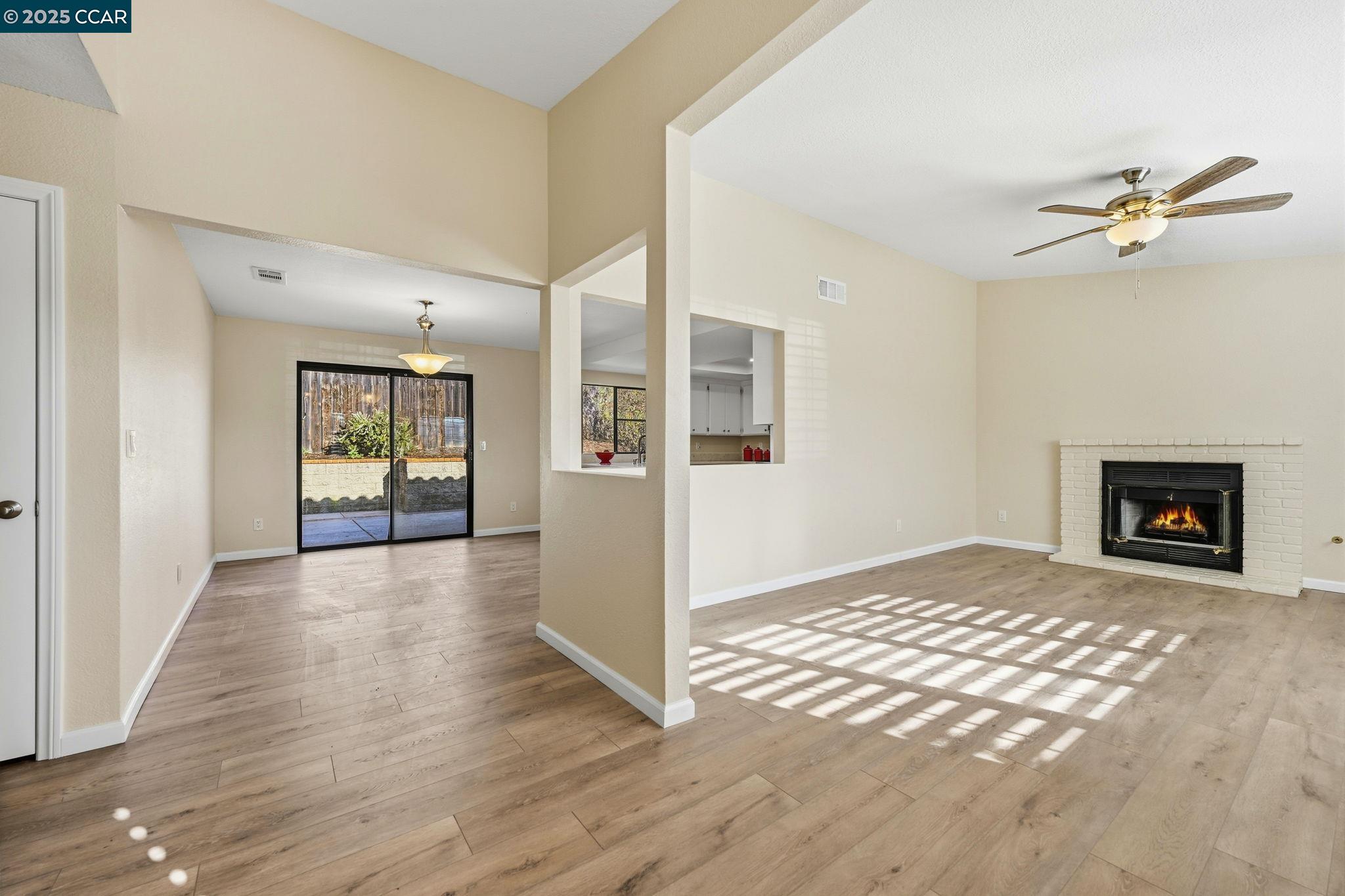 Detail Gallery Image 12 of 44 For 304 Lion Valley Rd, Escondido,  CA 92027 - 3 Beds | 2 Baths