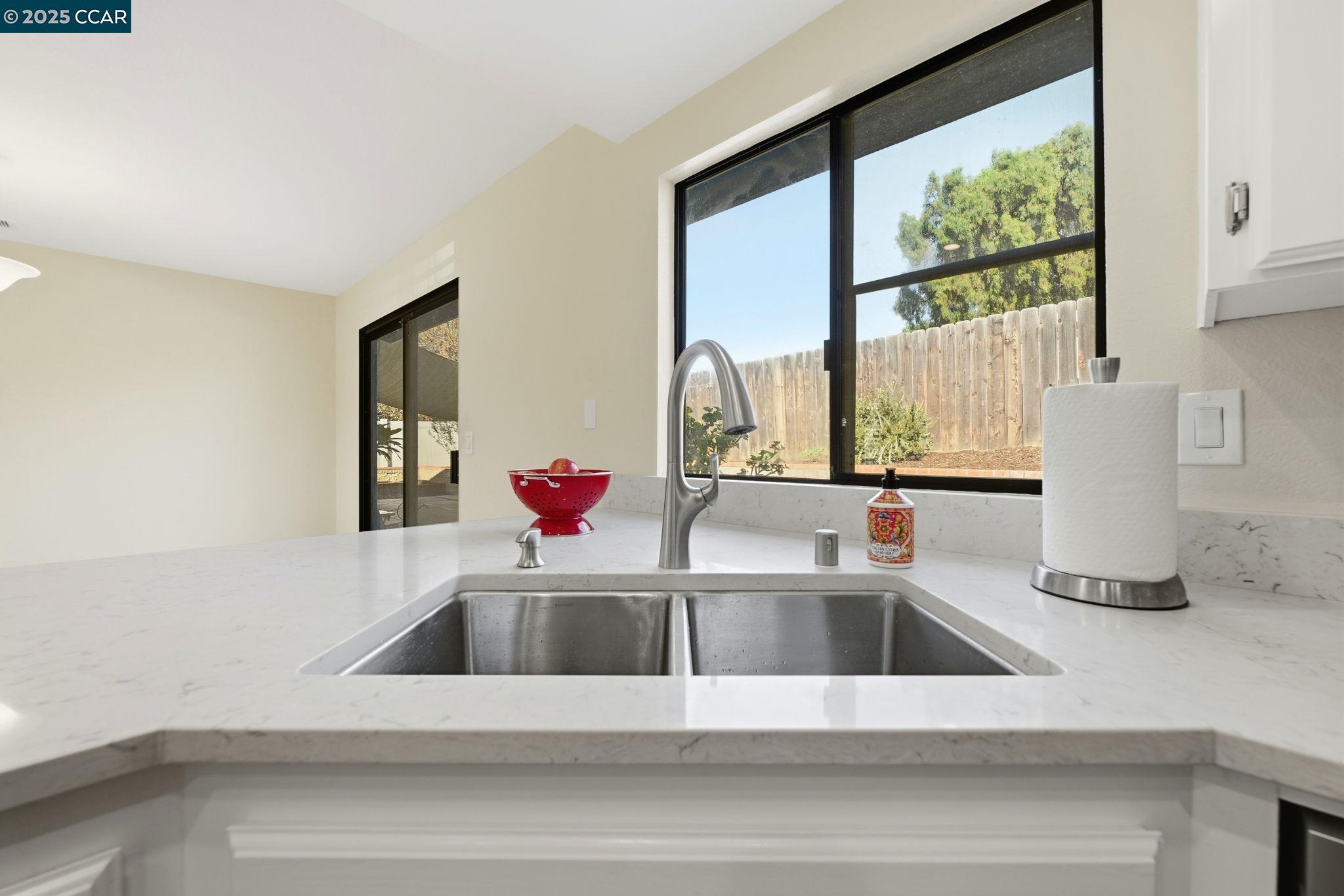 Detail Gallery Image 19 of 44 For 304 Lion Valley Rd, Escondido,  CA 92027 - 3 Beds | 2 Baths