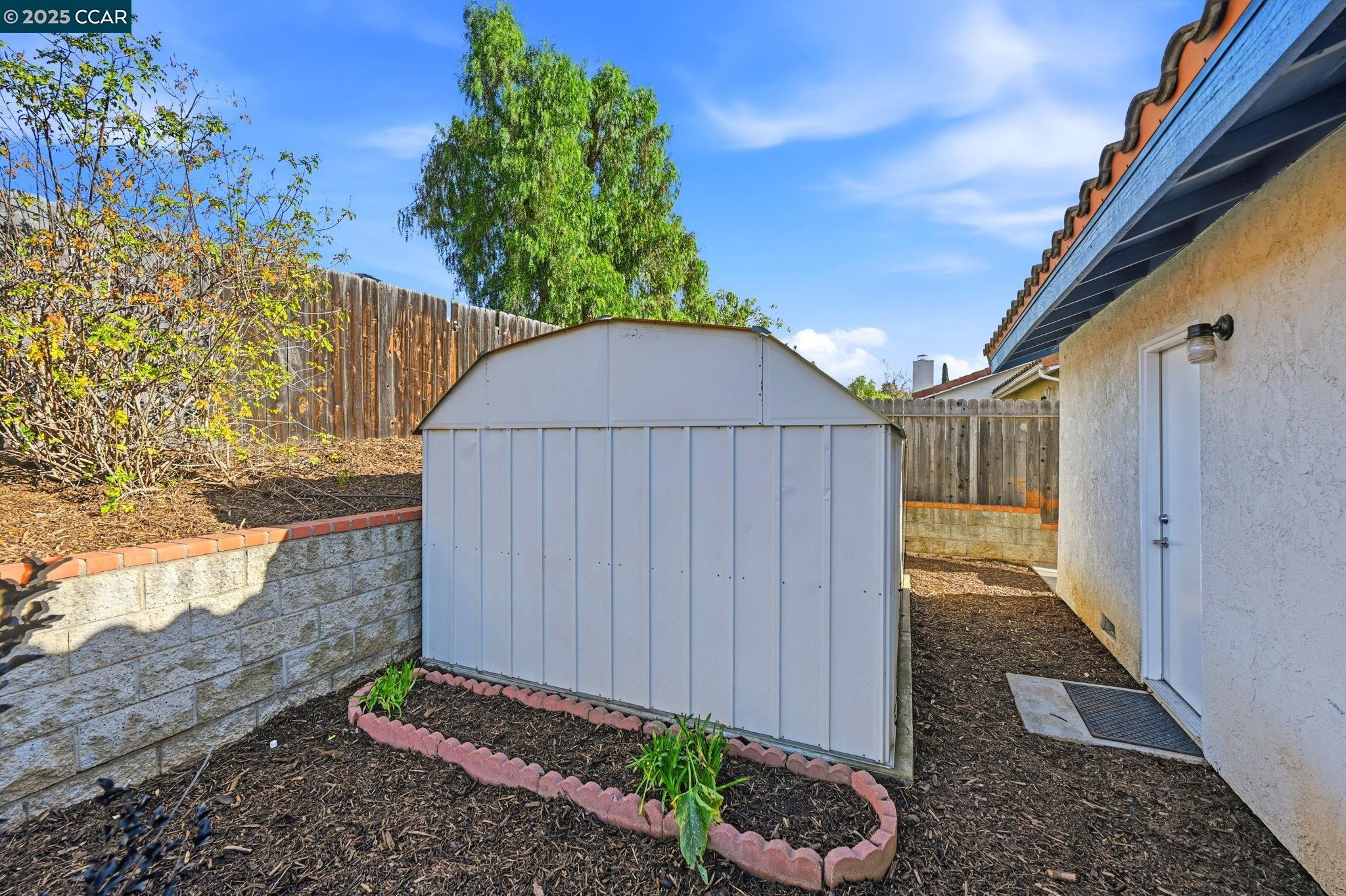 Detail Gallery Image 43 of 44 For 304 Lion Valley Rd, Escondido,  CA 92027 - 3 Beds | 2 Baths