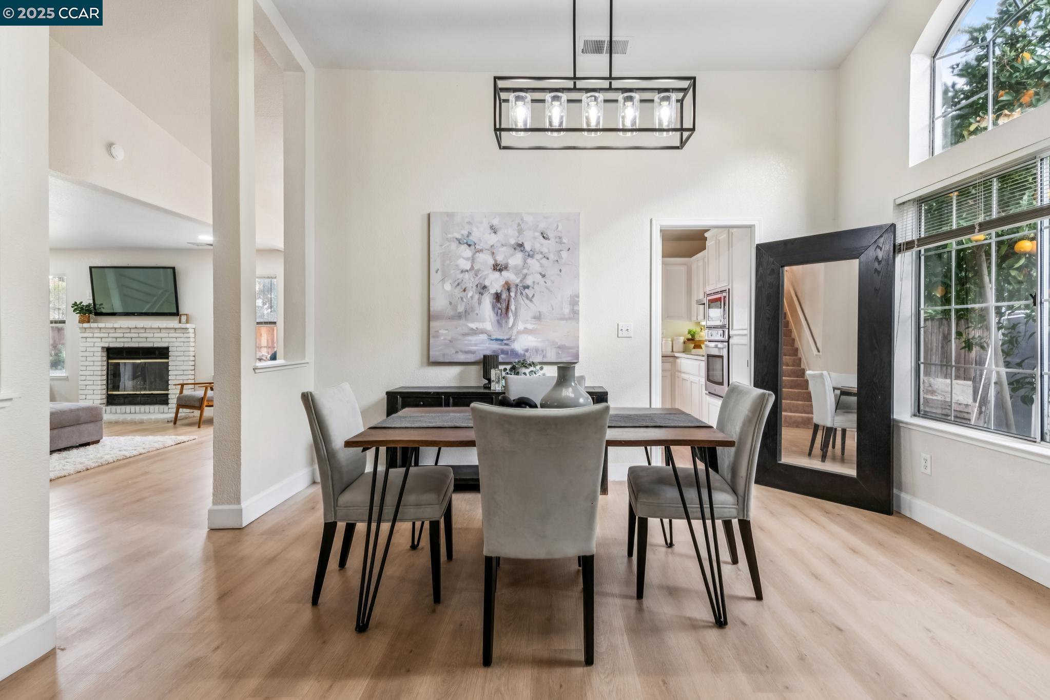 Detail Gallery Image 12 of 56 For 4544 La Vista Ct, Oakley,  CA 94561 - 4 Beds | 2/1 Baths