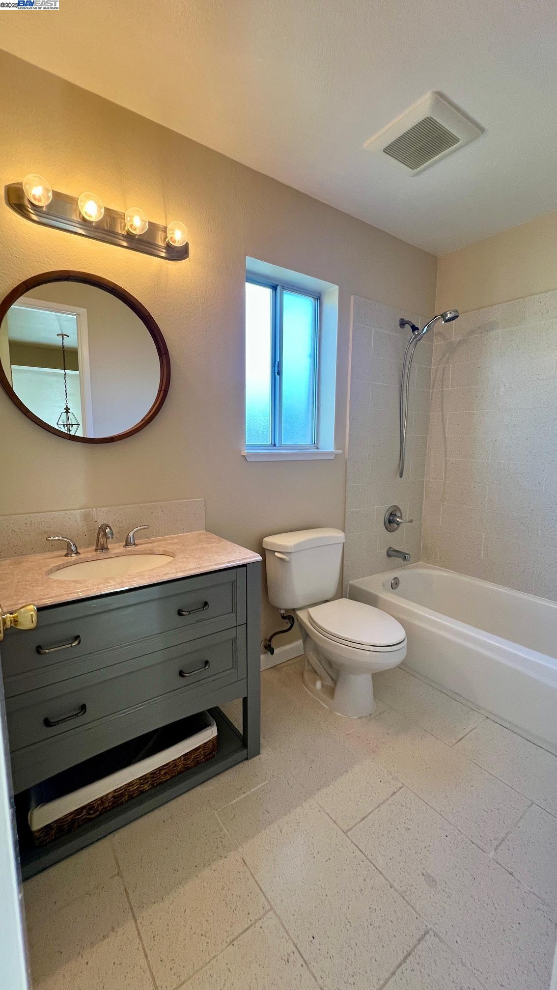 Detail Gallery Image 25 of 29 For 5112 Longdale Ct, Antioch,  CA 94531 - 3 Beds | 2/1 Baths