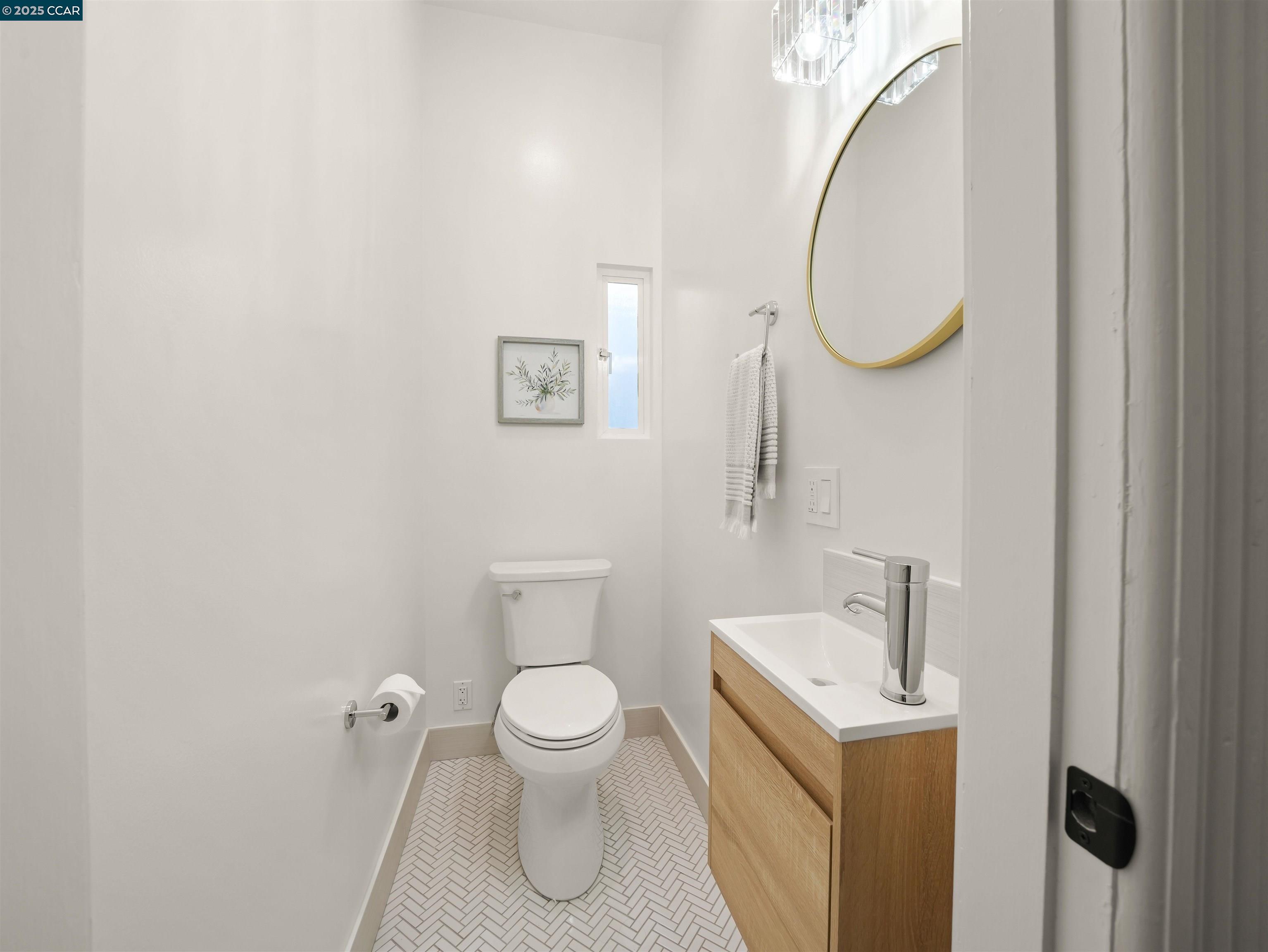 Detail Gallery Image 21 of 42 For 649 4th Ave, San Francisco,  CA 94118 - 3 Beds | 1/1 Baths