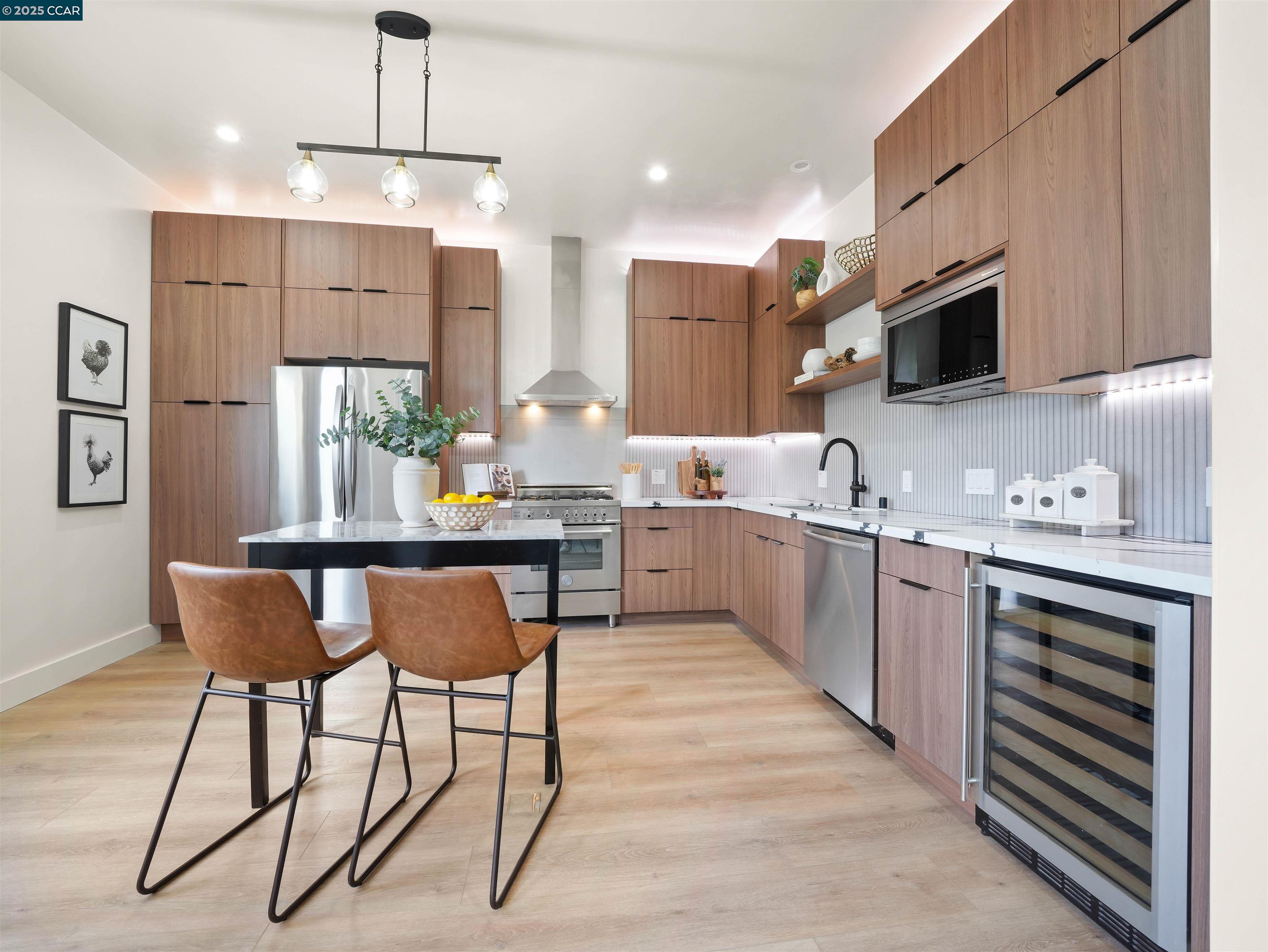 Detail Gallery Image 22 of 42 For 649 4th Ave, San Francisco,  CA 94118 - 3 Beds | 1/1 Baths