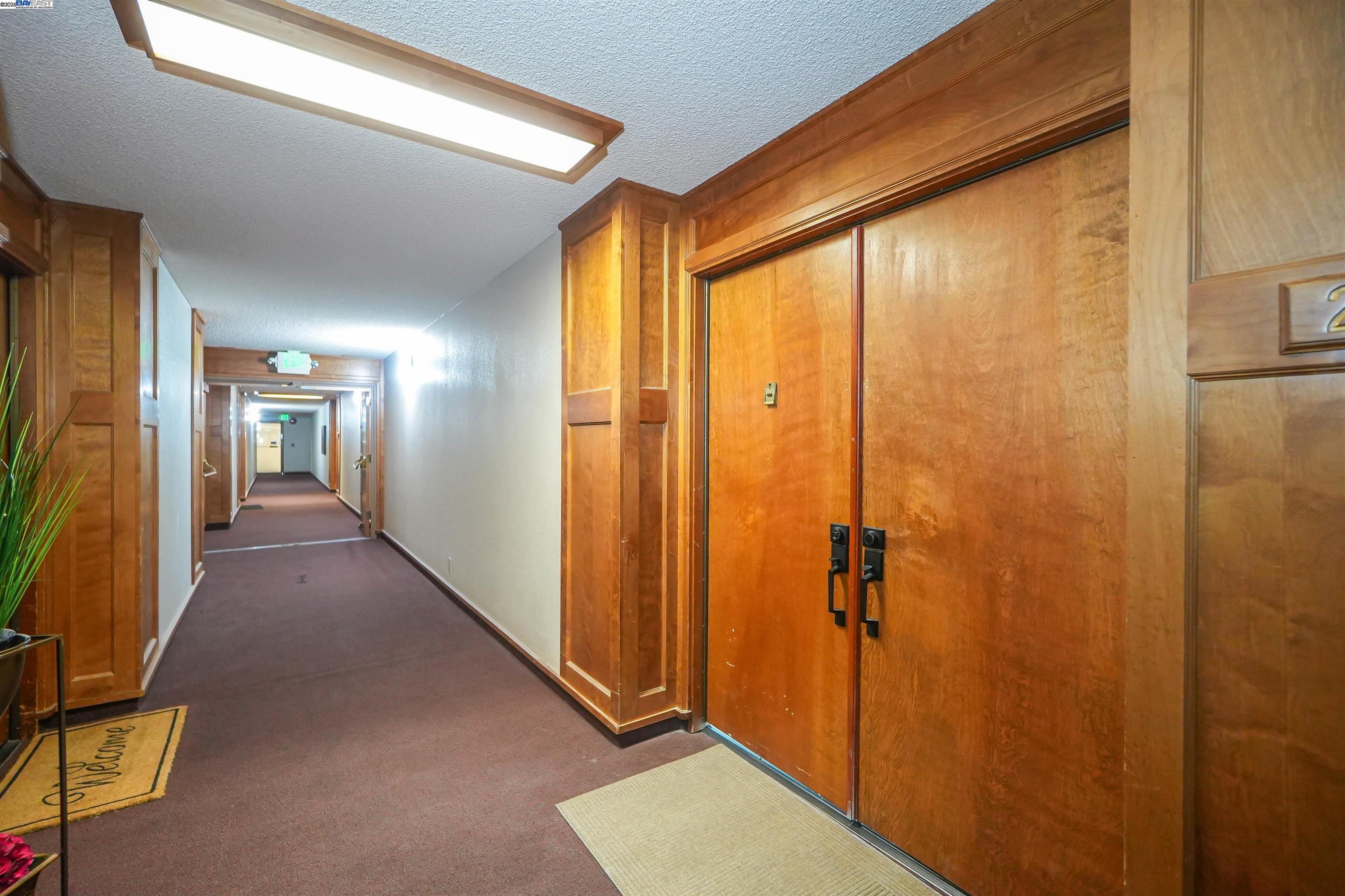 Detail Gallery Image 9 of 55 For 26937 Hayward Blvd #217,  Hayward,  CA 94542 - 3 Beds | 2 Baths