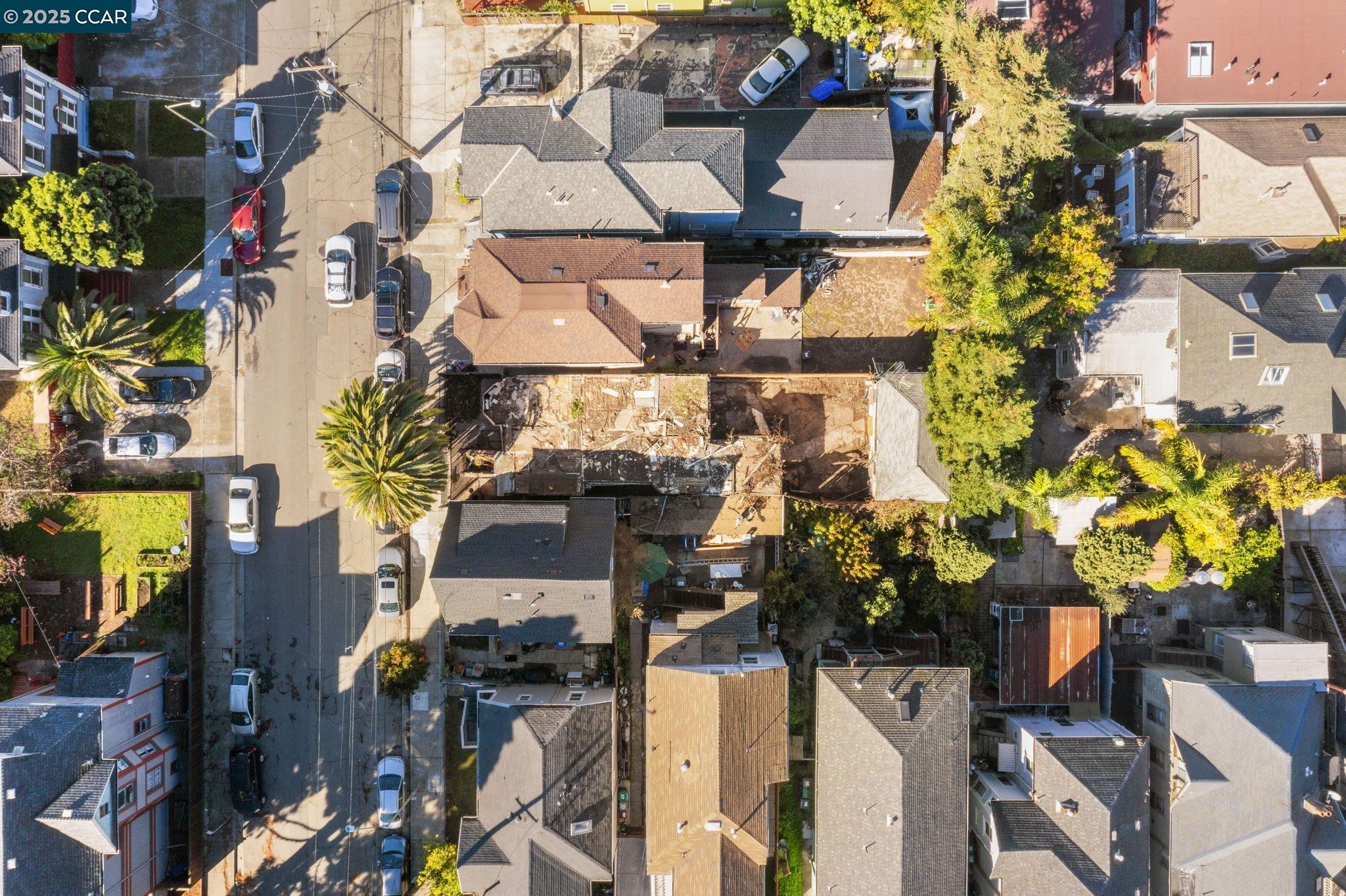 Detail Gallery Image 3 of 27 For 814 20th Street, Oakland,  CA 94607 - – Beds | – Baths