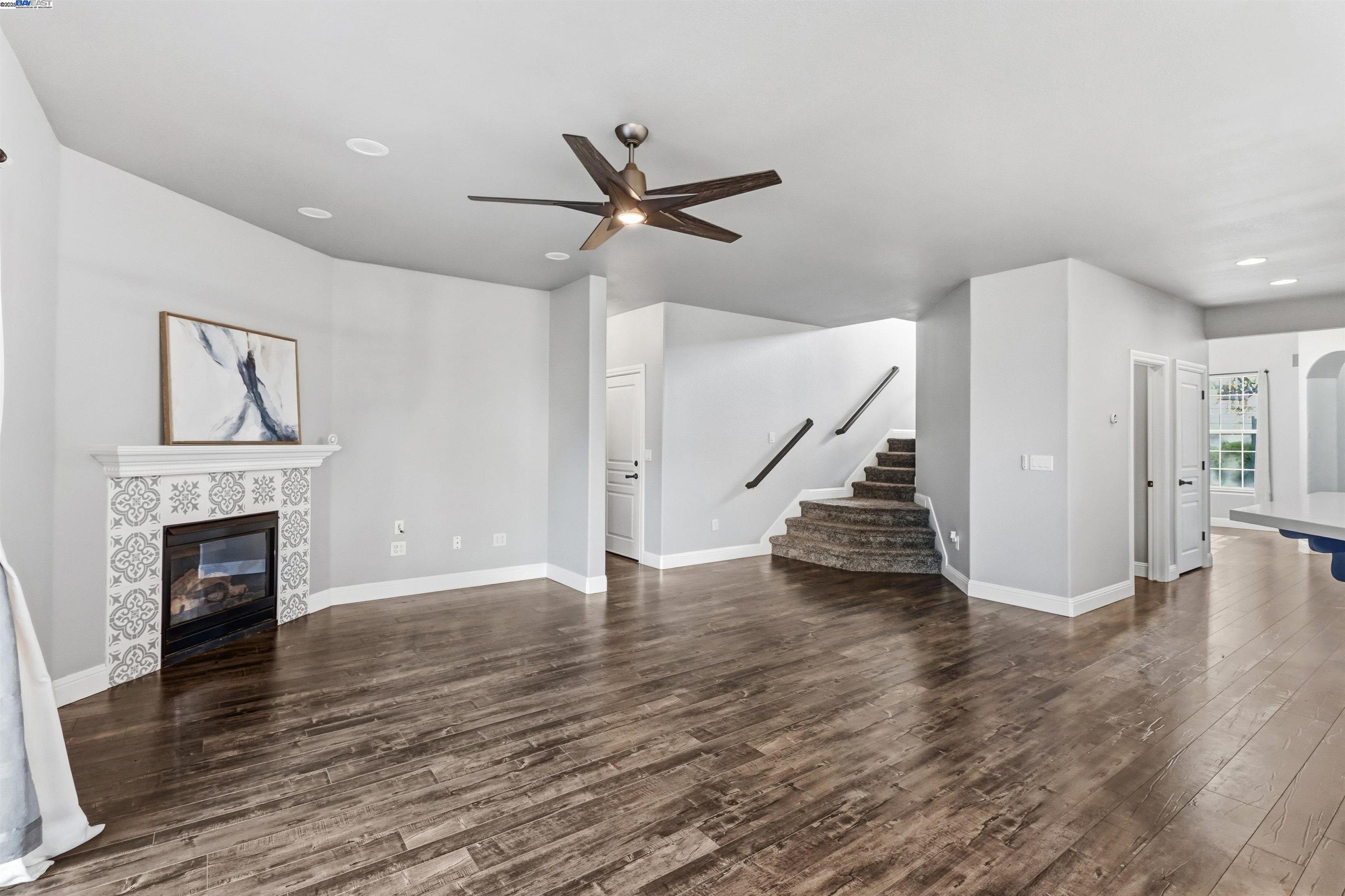 Detail Gallery Image 12 of 59 For 5512 Sagehen Ct, Loomis,  CA 95650 - 4 Beds | 3/1 Baths