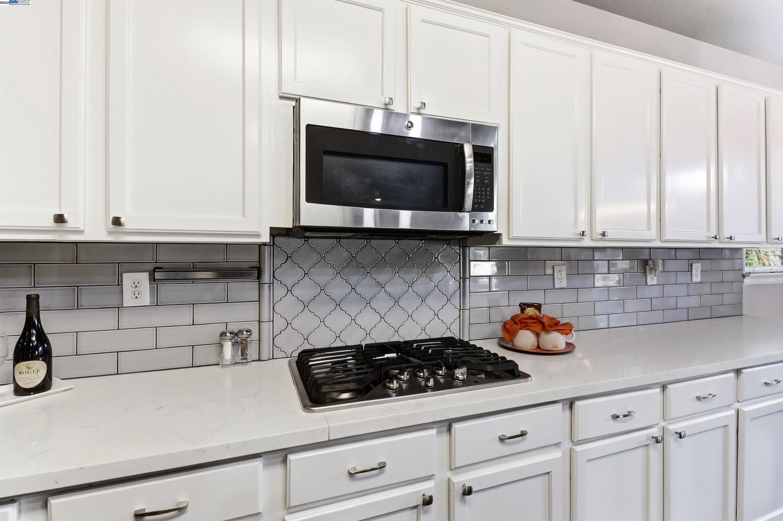 Detail Gallery Image 19 of 59 For 5512 Sagehen Ct, Loomis,  CA 95650 - 4 Beds | 3/1 Baths