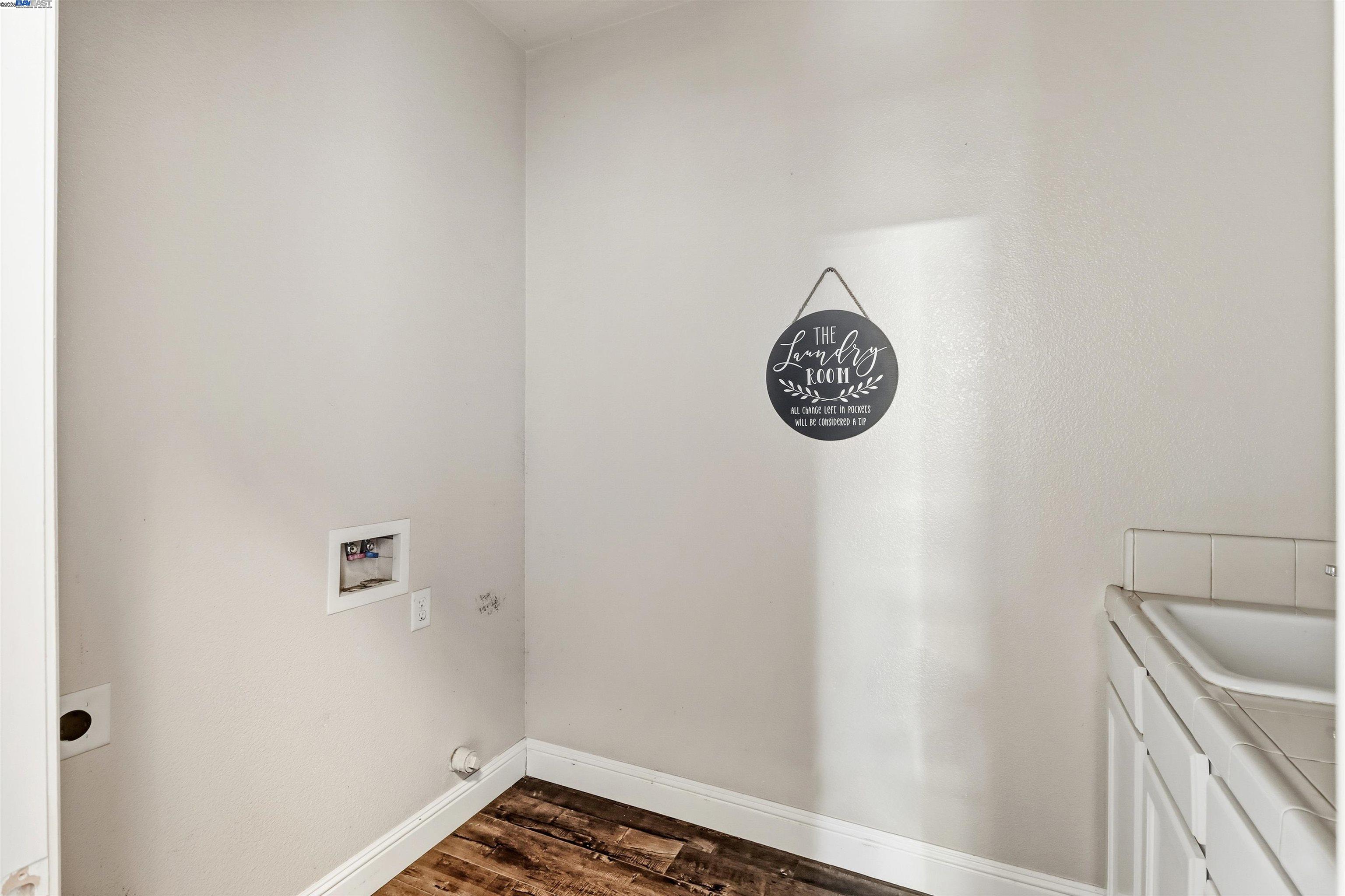 Detail Gallery Image 29 of 59 For 5512 Sagehen Ct, Loomis,  CA 95650 - 4 Beds | 3/1 Baths