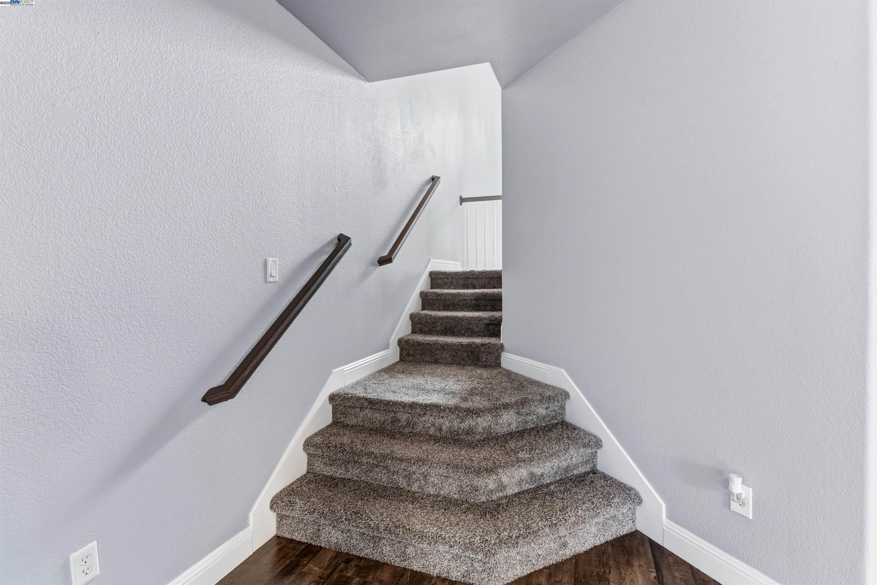 Detail Gallery Image 31 of 59 For 5512 Sagehen Ct, Loomis,  CA 95650 - 4 Beds | 3/1 Baths