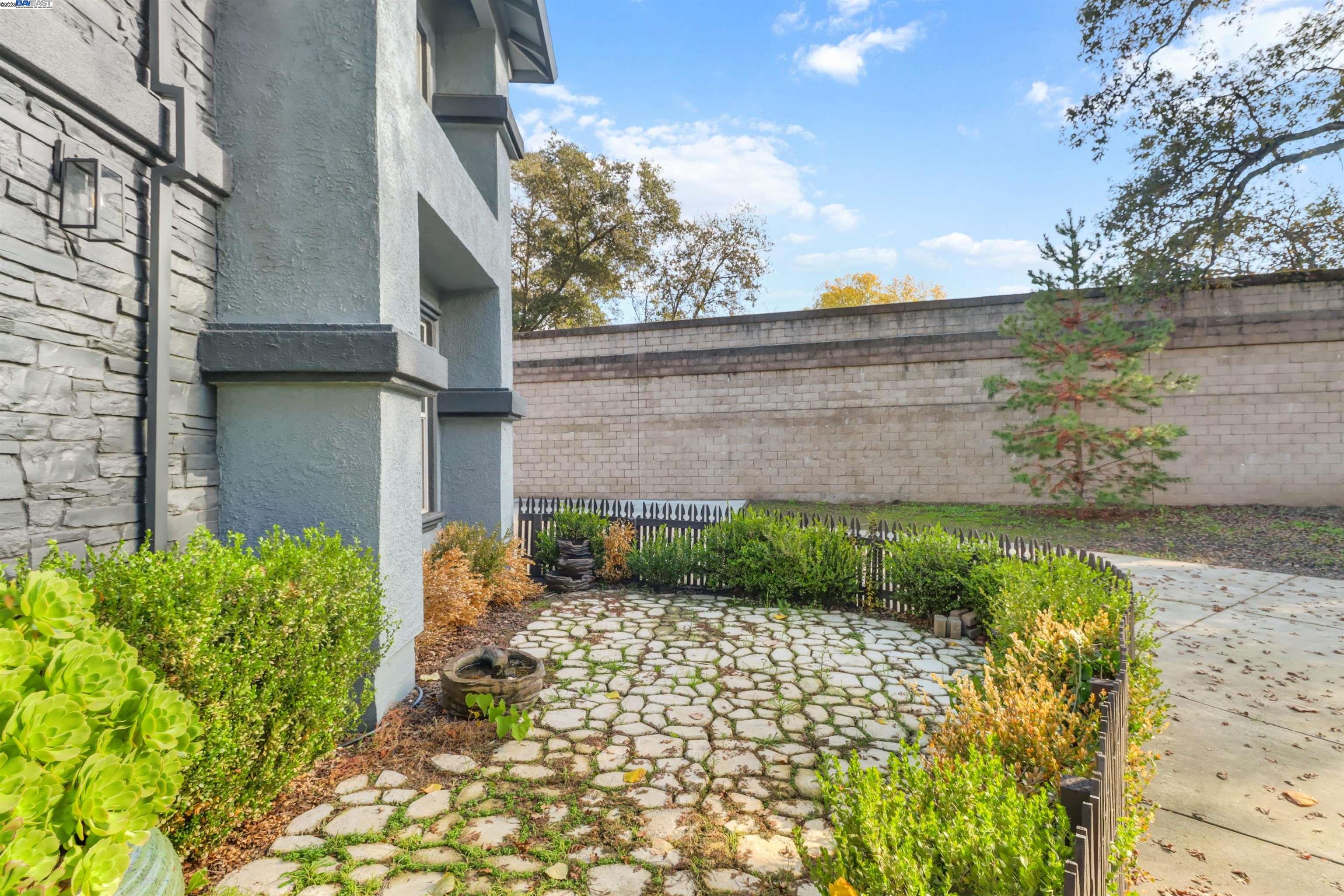 Detail Gallery Image 56 of 59 For 5512 Sagehen Ct, Loomis,  CA 95650 - 4 Beds | 3/1 Baths