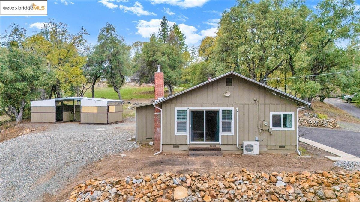 Detail Gallery Image 4 of 52 For 21980 Montgomery Rd, Sonora,  CA 95370 - 2 Beds | 1 Baths