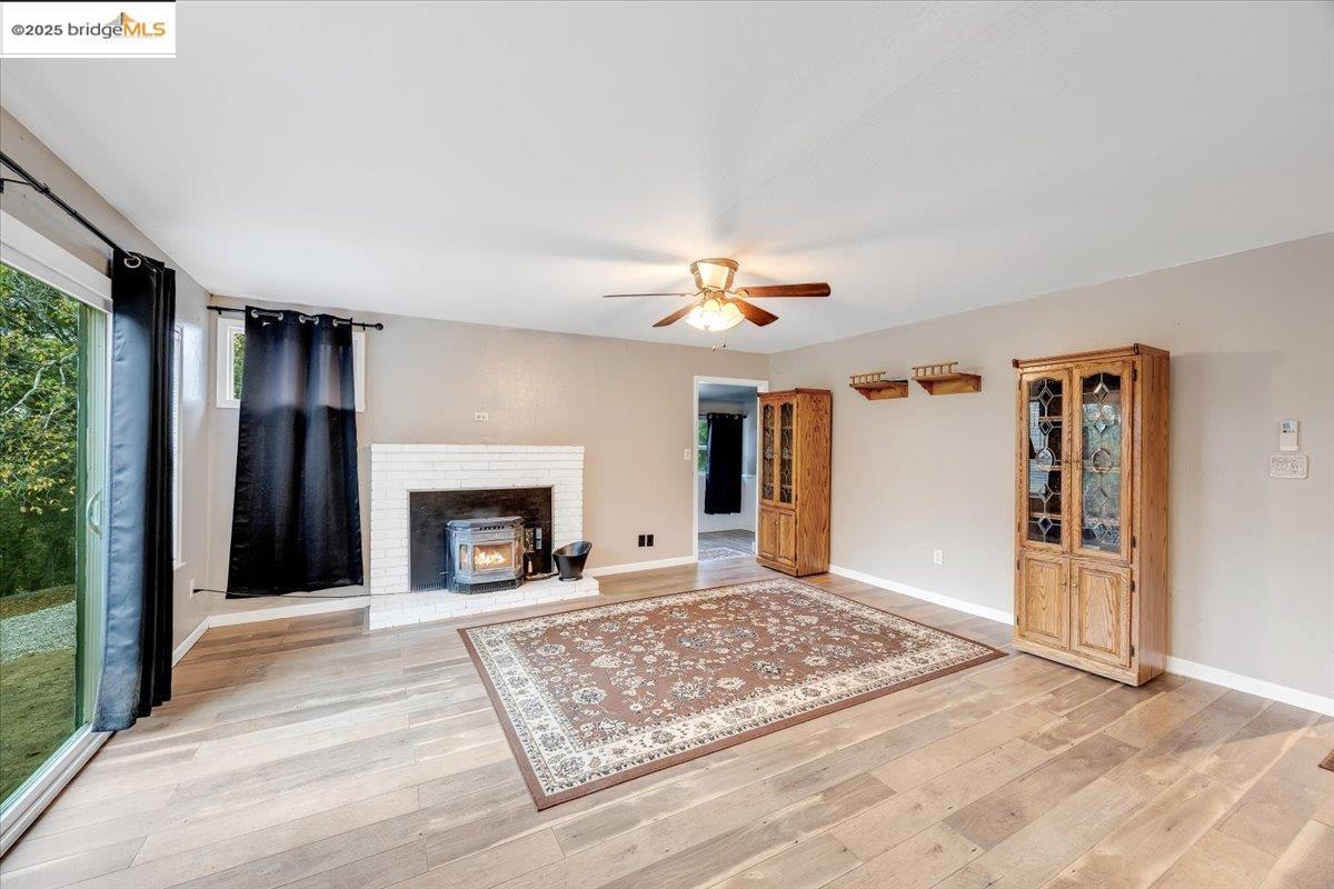 Detail Gallery Image 6 of 52 For 21980 Montgomery Rd, Sonora,  CA 95370 - 2 Beds | 1 Baths