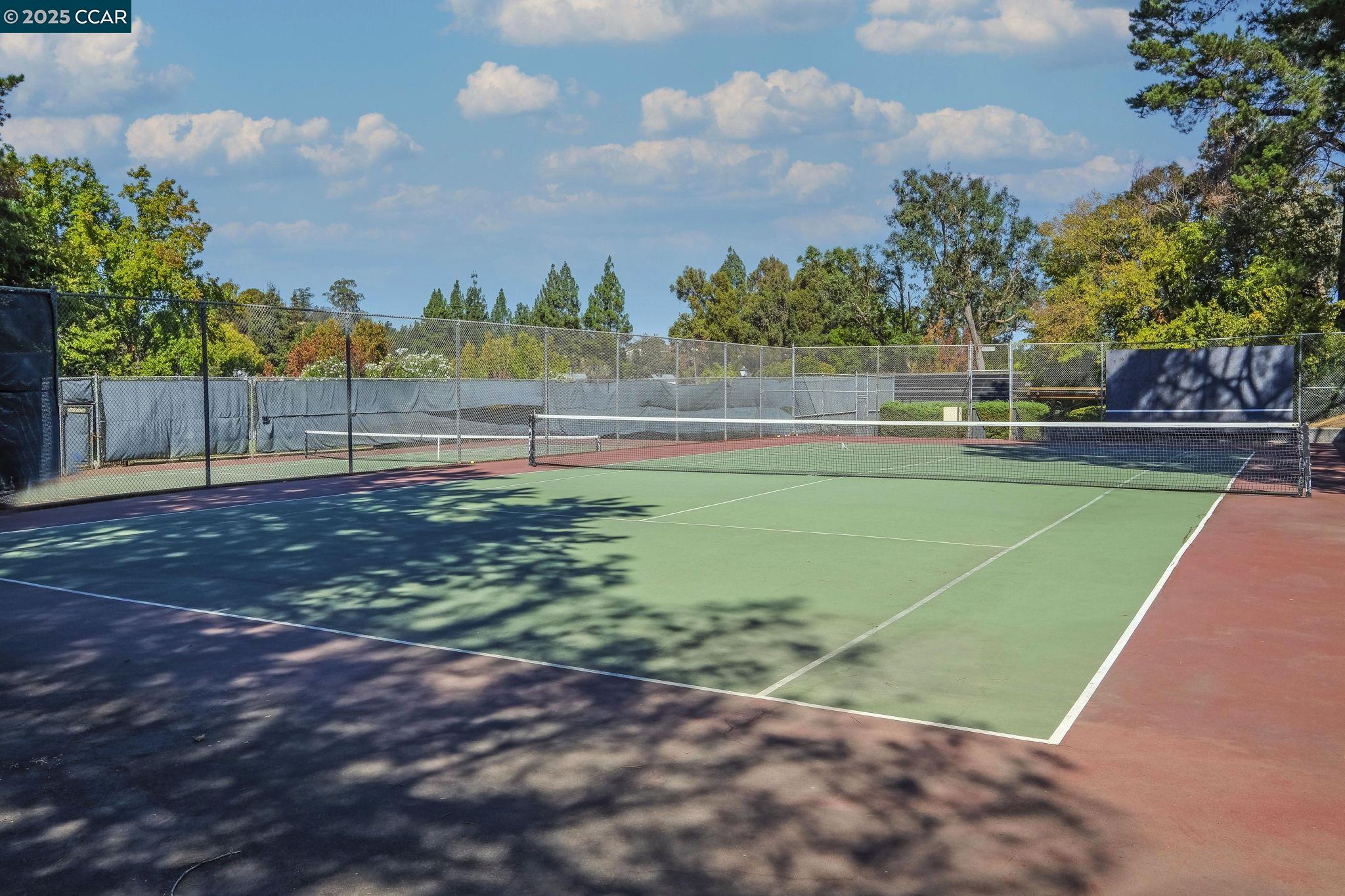 Detail Gallery Image 37 of 41 For 1566 Ashwood Dr, Martinez,  CA 94553 - 3 Beds | 1/1 Baths