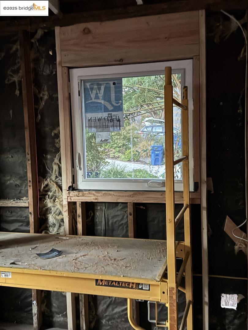 Detail Gallery Image 16 of 29 For 322 Arthur Ave, Aptos,  CA 95003 - 5 Beds | 3 Baths