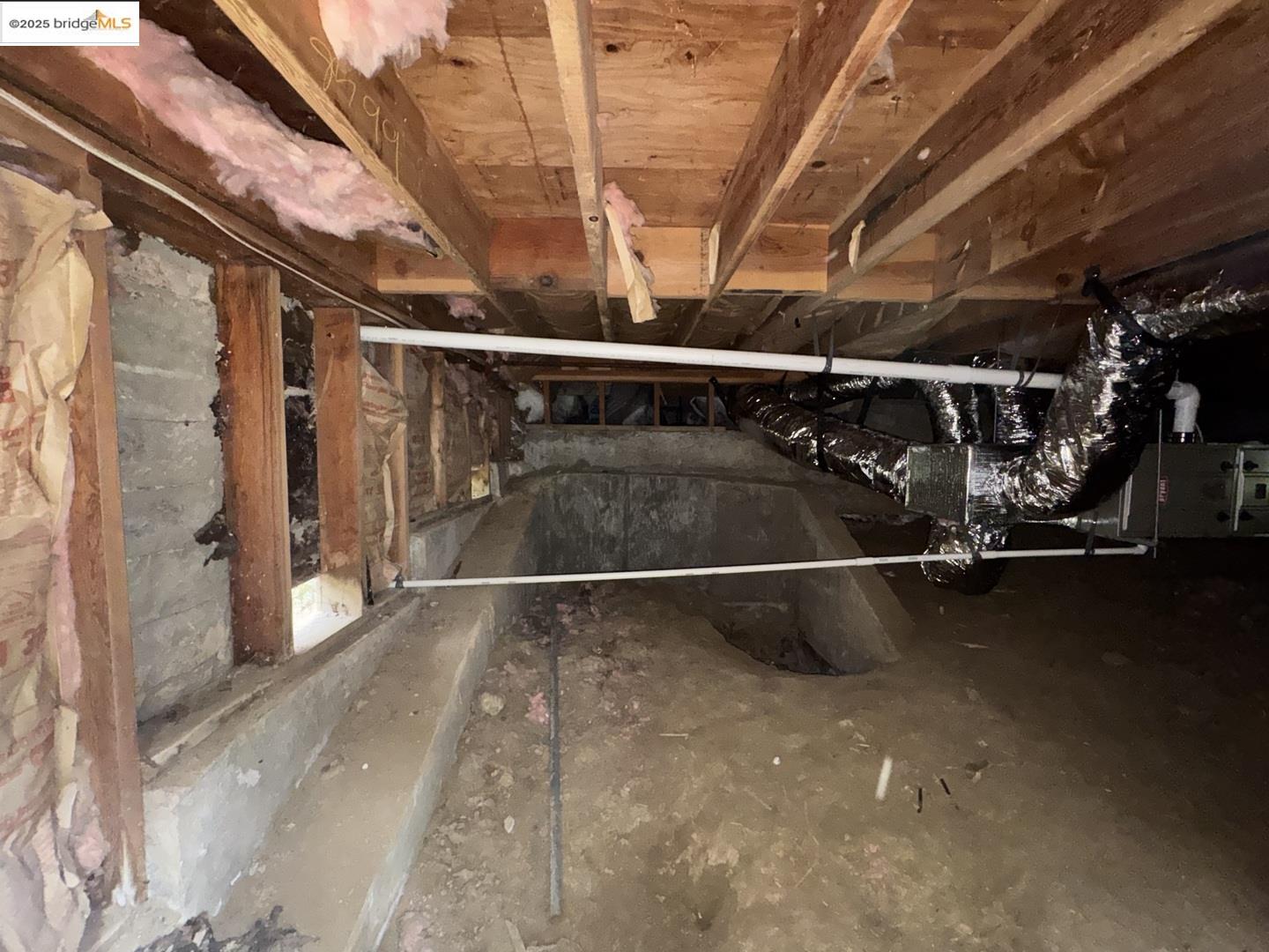 Detail Gallery Image 17 of 29 For 322 Arthur Ave, Aptos,  CA 95003 - 5 Beds | 3 Baths