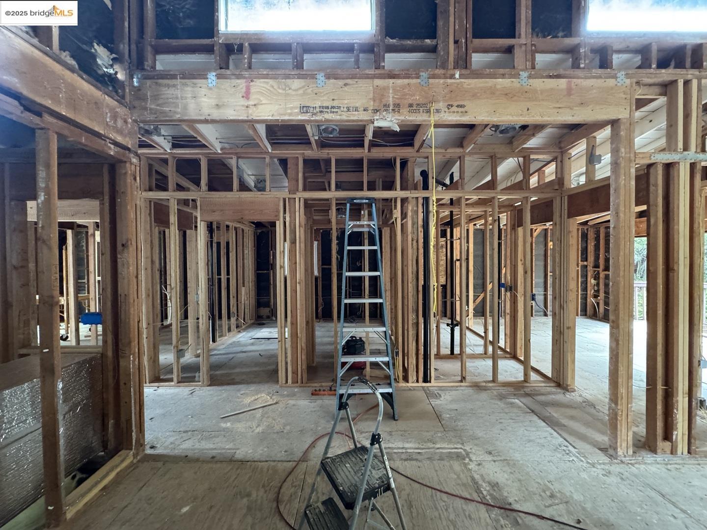 Detail Gallery Image 8 of 29 For 322 Arthur Ave, Aptos,  CA 95003 - 5 Beds | 3 Baths