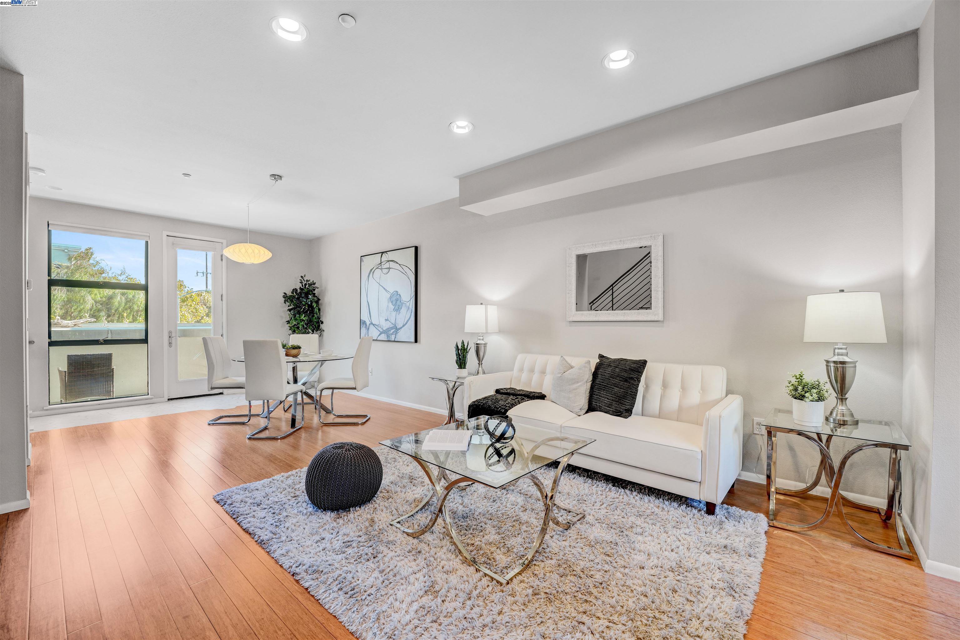 Front Image Thumbnail for BE41118048