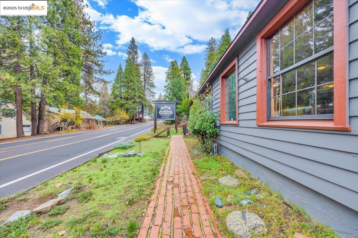 Detail Gallery Image 11 of 45 For 1051 Hwy 4, Arnold,  CA 95223 - – Beds | – Baths