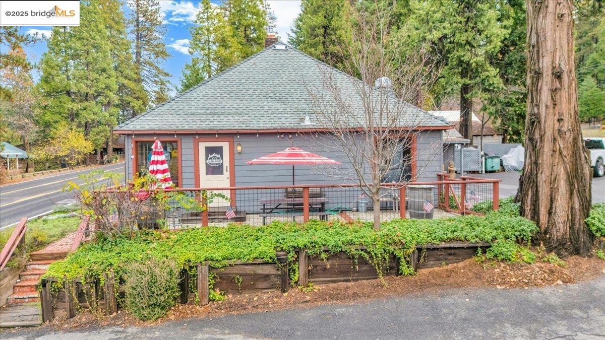 Detail Gallery Image 6 of 45 For 1051 Hwy 4, Arnold,  CA 95223 - – Beds | – Baths