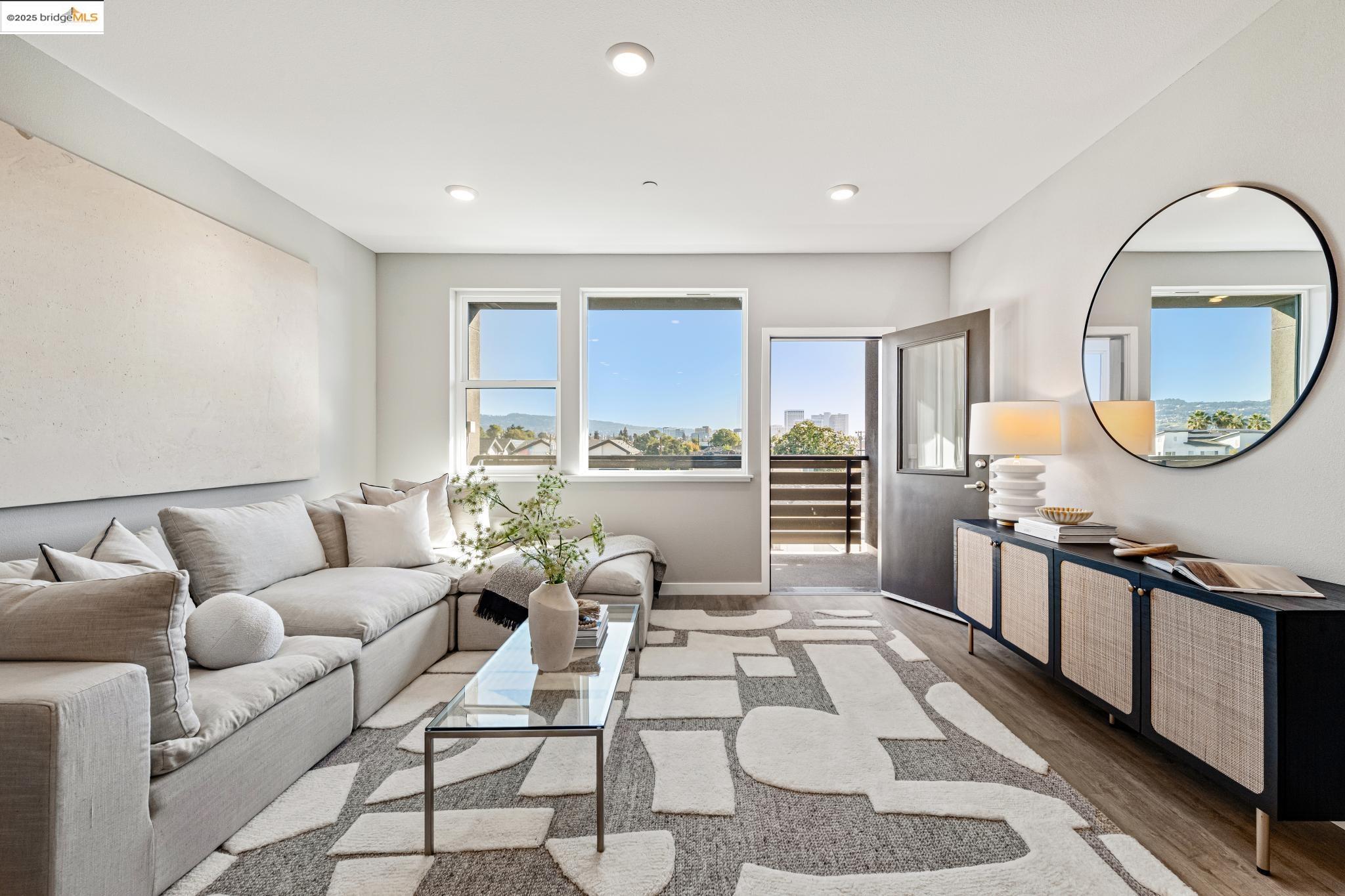 Detail Gallery Image 30 of 38 For 2400 Adeline St #404,  Oakland,  CA 94607 - 2 Beds | 2 Baths