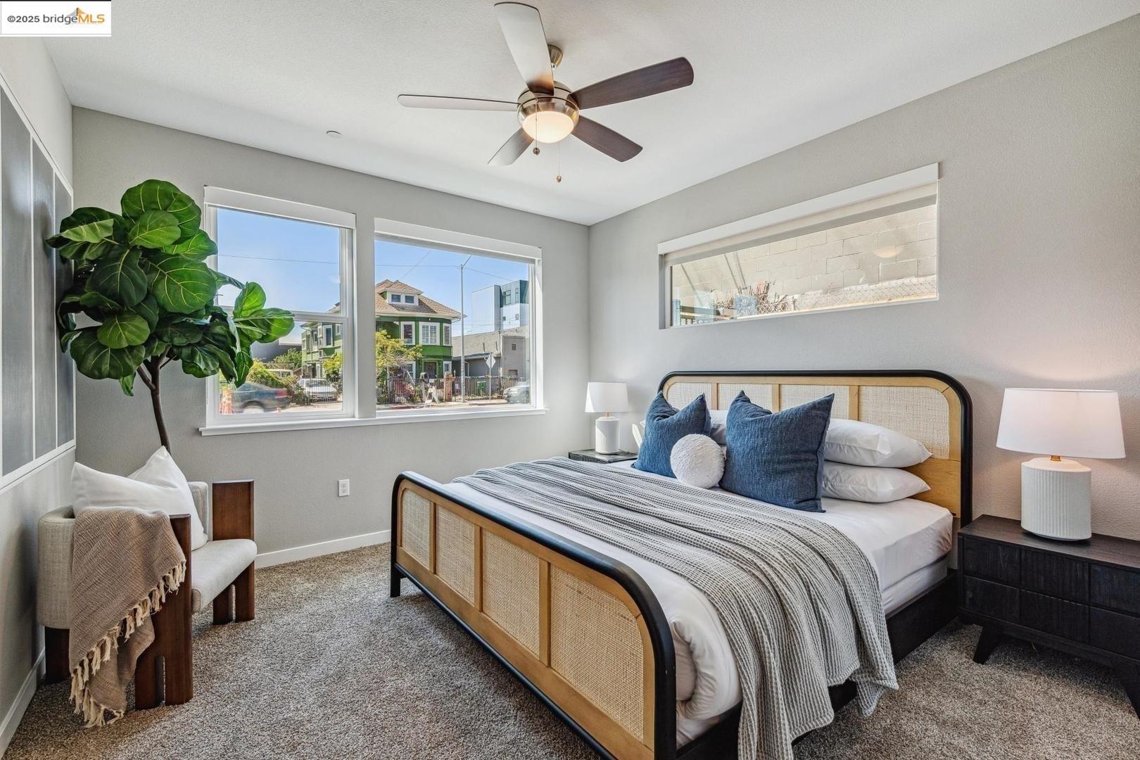 Detail Gallery Image 7 of 12 For 2400 Adeline St #402,  Oakland,  CA 94607 - 2 Beds | 2 Baths