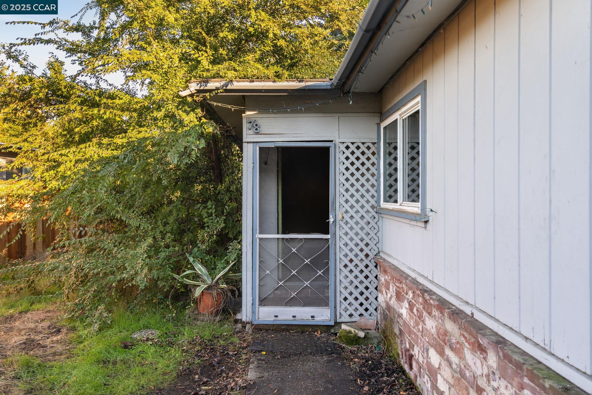 Detail Gallery Image 16 of 27 For 74-78 Palana Ct, Walnut Creek,  CA 94595 - – Beds | – Baths