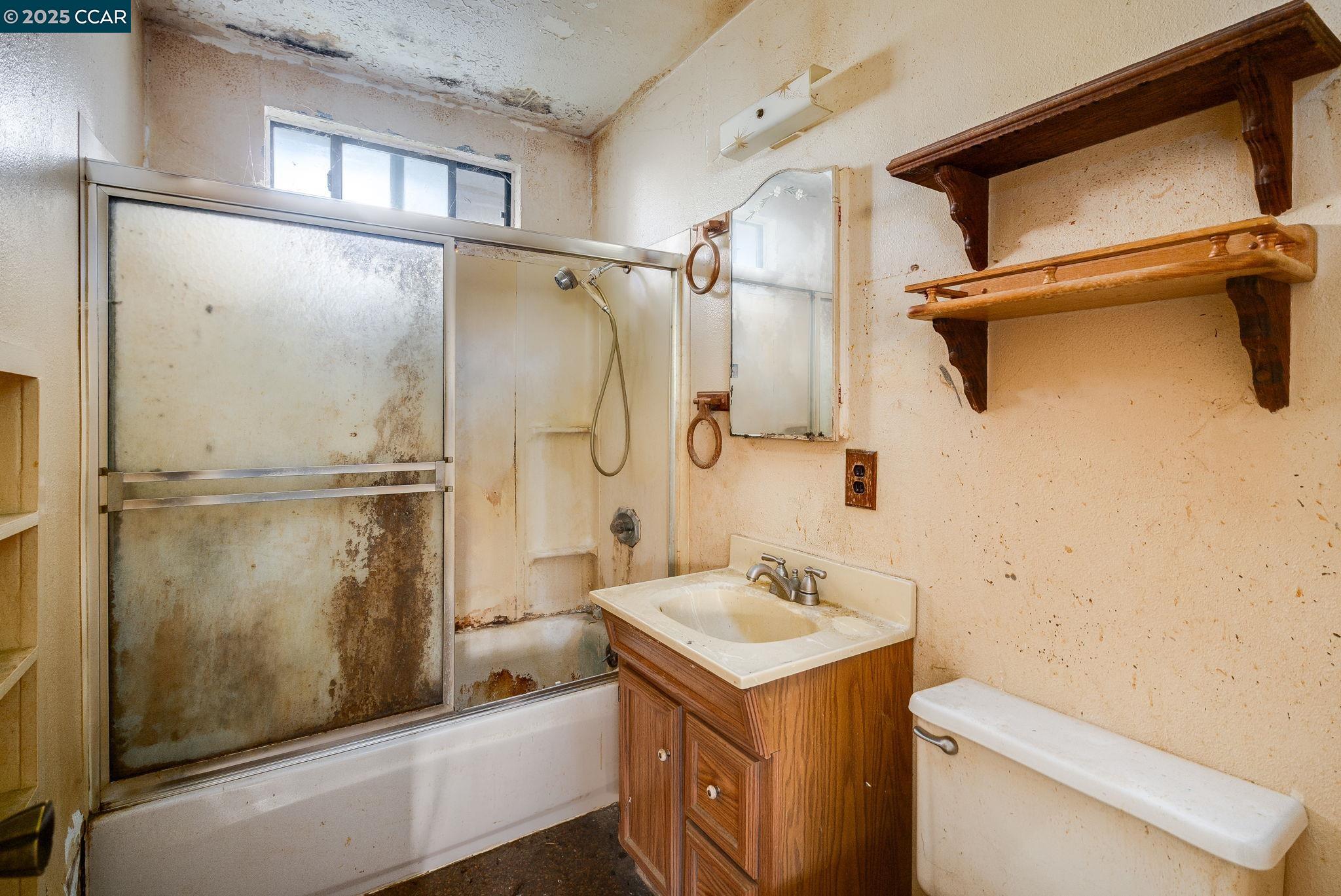 Detail Gallery Image 25 of 27 For 74-78 Palana Ct, Walnut Creek,  CA 94595 - – Beds | – Baths